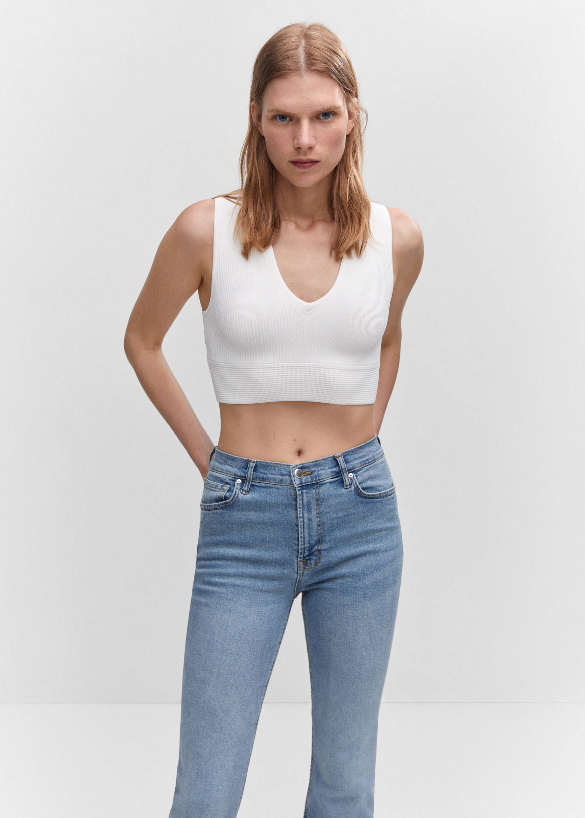 Crop flared jeans - Details of the article 1