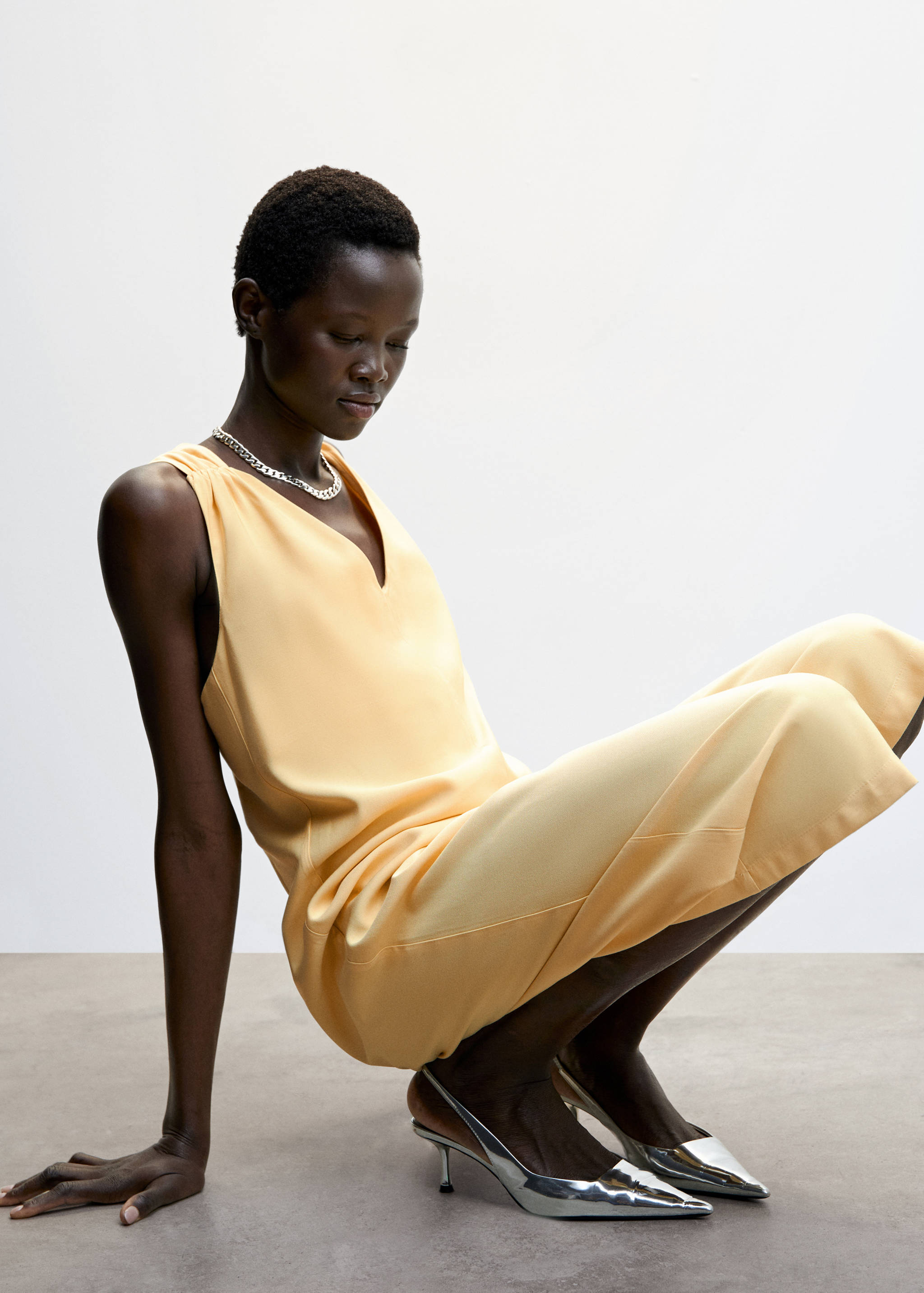 Wrap-back short jumpsuit - Details of the article 2