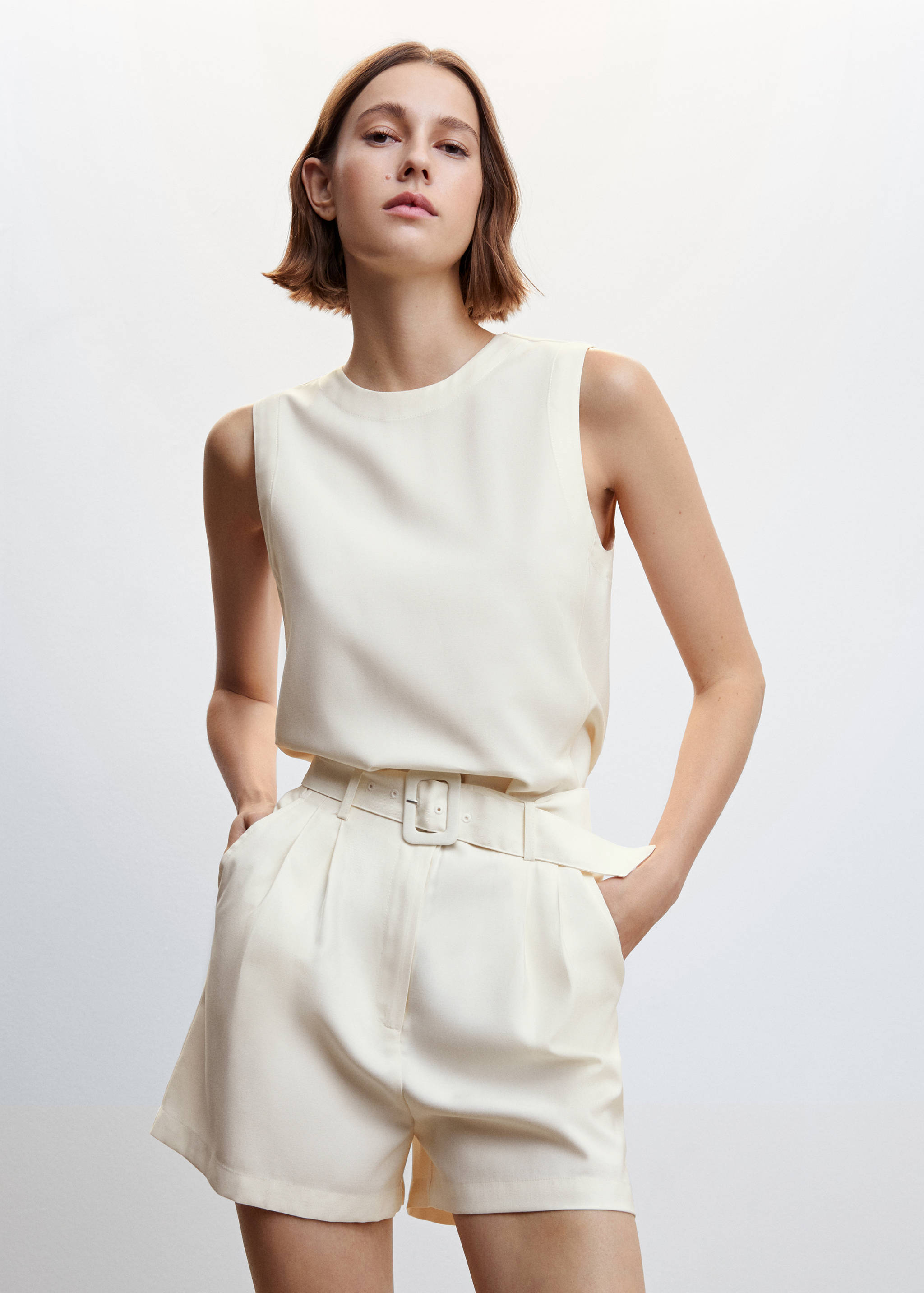 V-back blouse - Medium plane