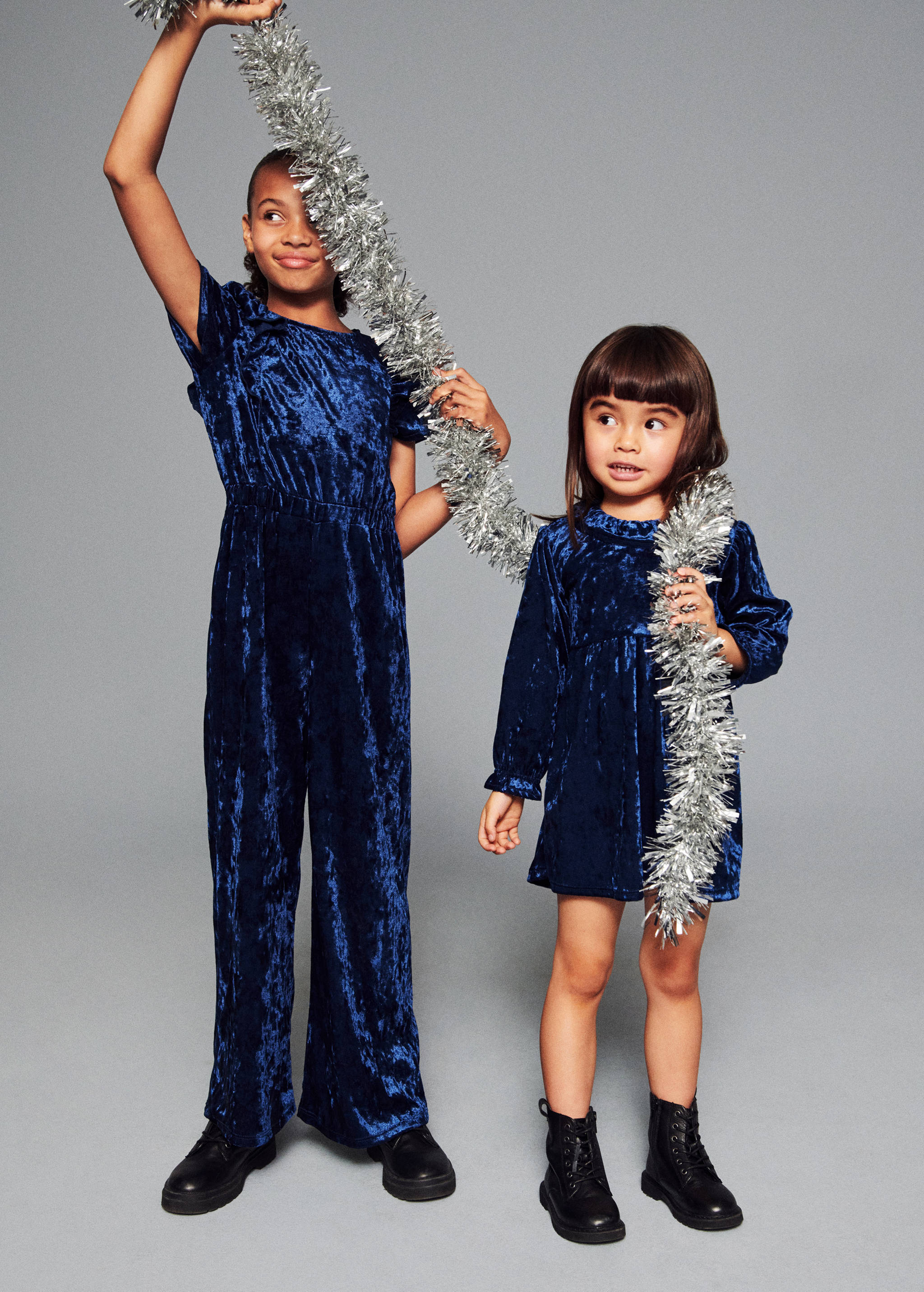 Velvet long jumpsuit - Details of the article 5