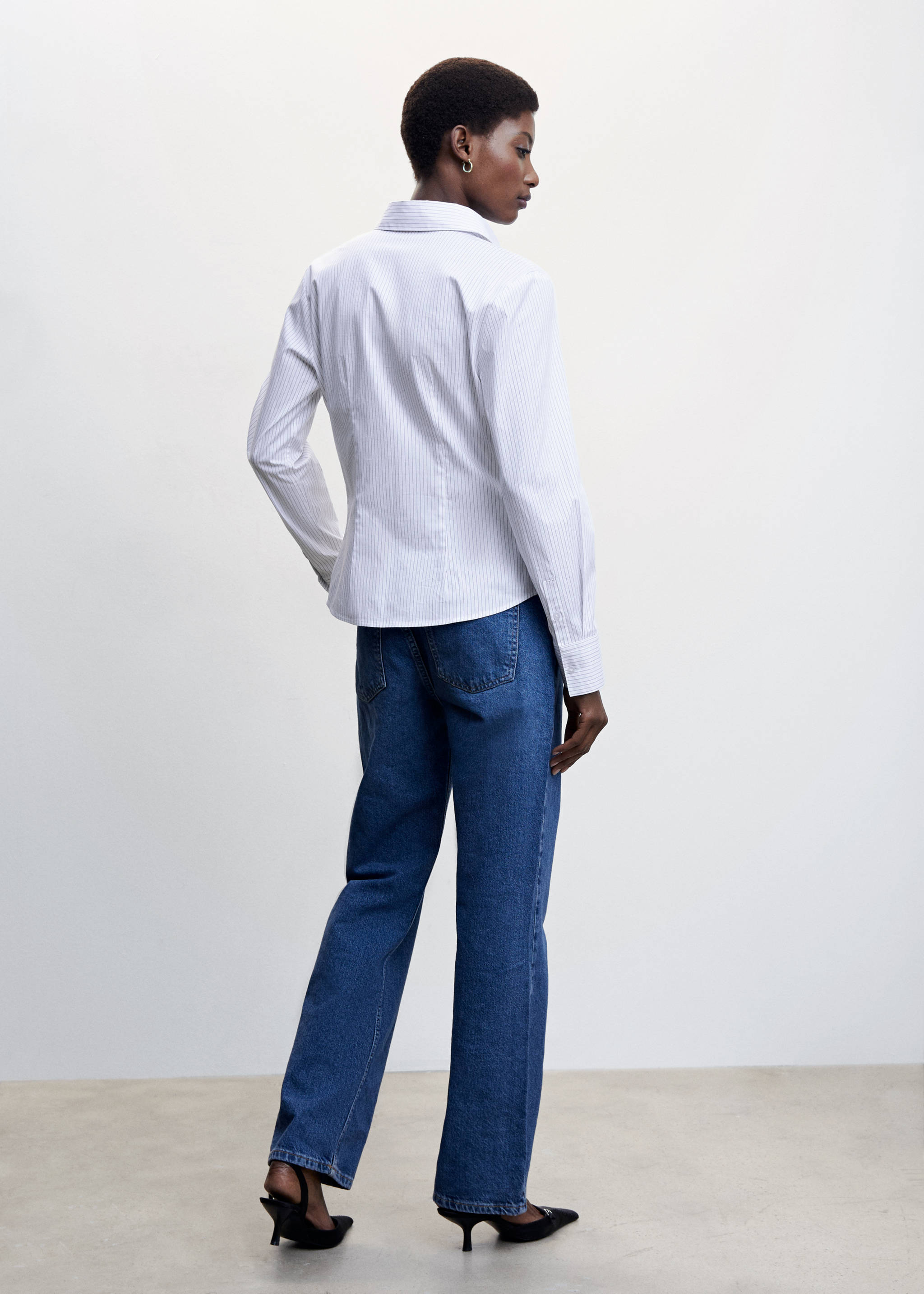 Essential cotton-blend shirt - Reverse of the article