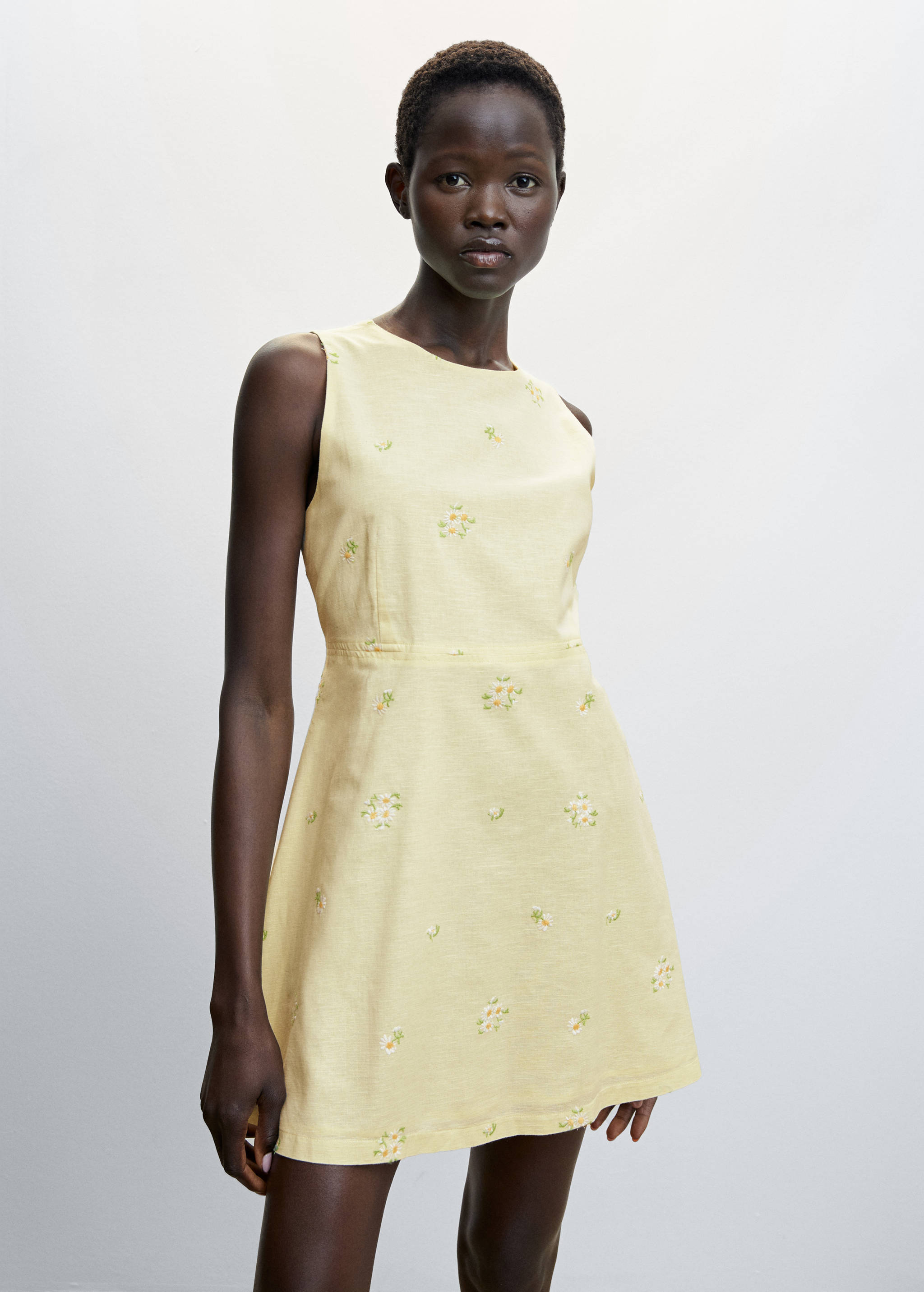 Floral embroidery dress - Medium plane