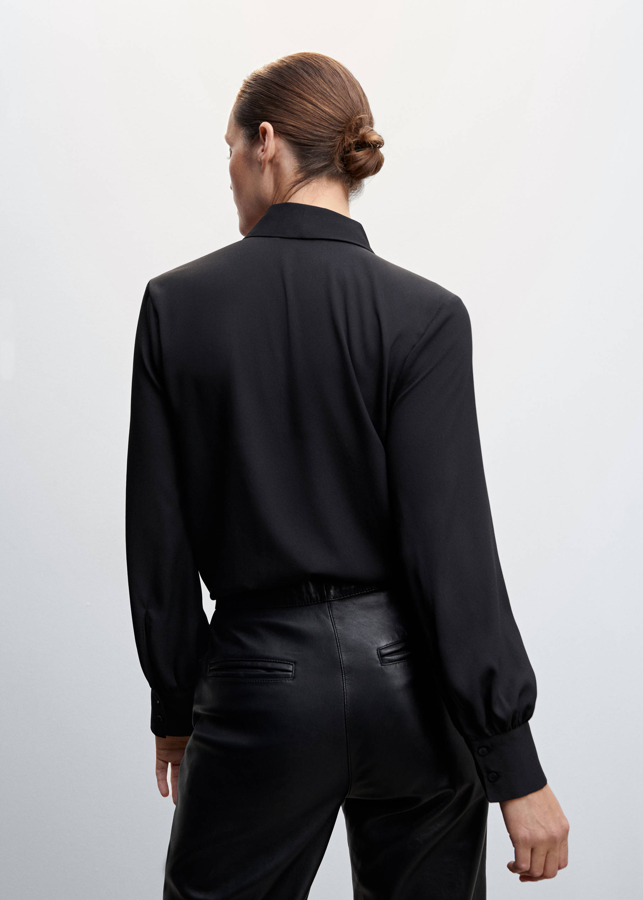 Blusa fluida lazo - Reverso del artículo