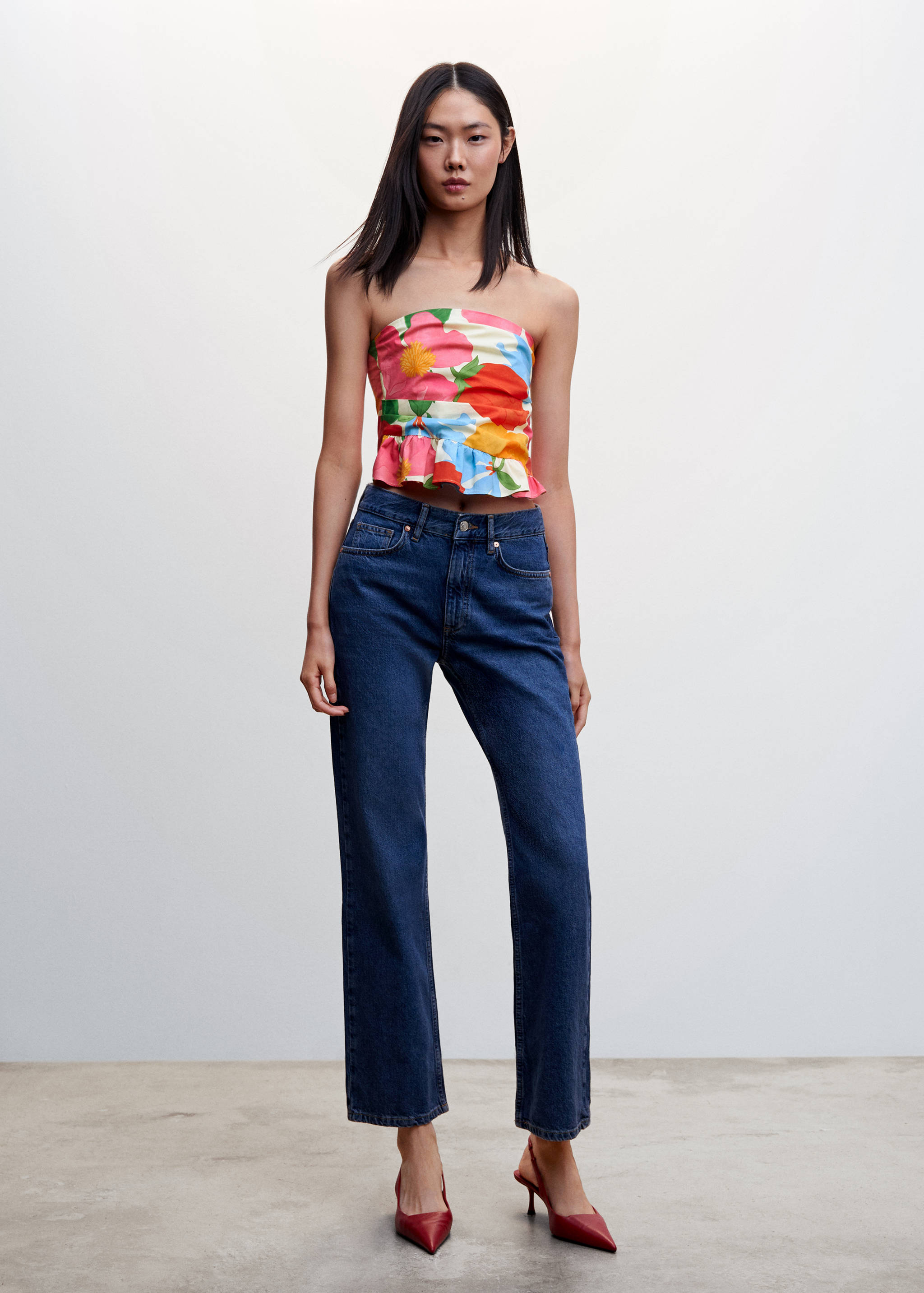 Ruffles floral top - General plane