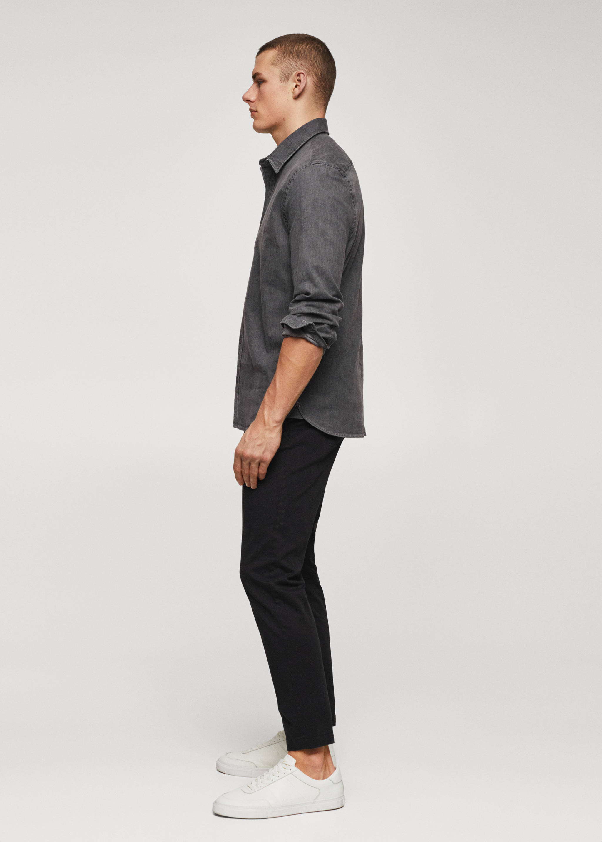 Slim-fit denim shirt - Details of the article 2