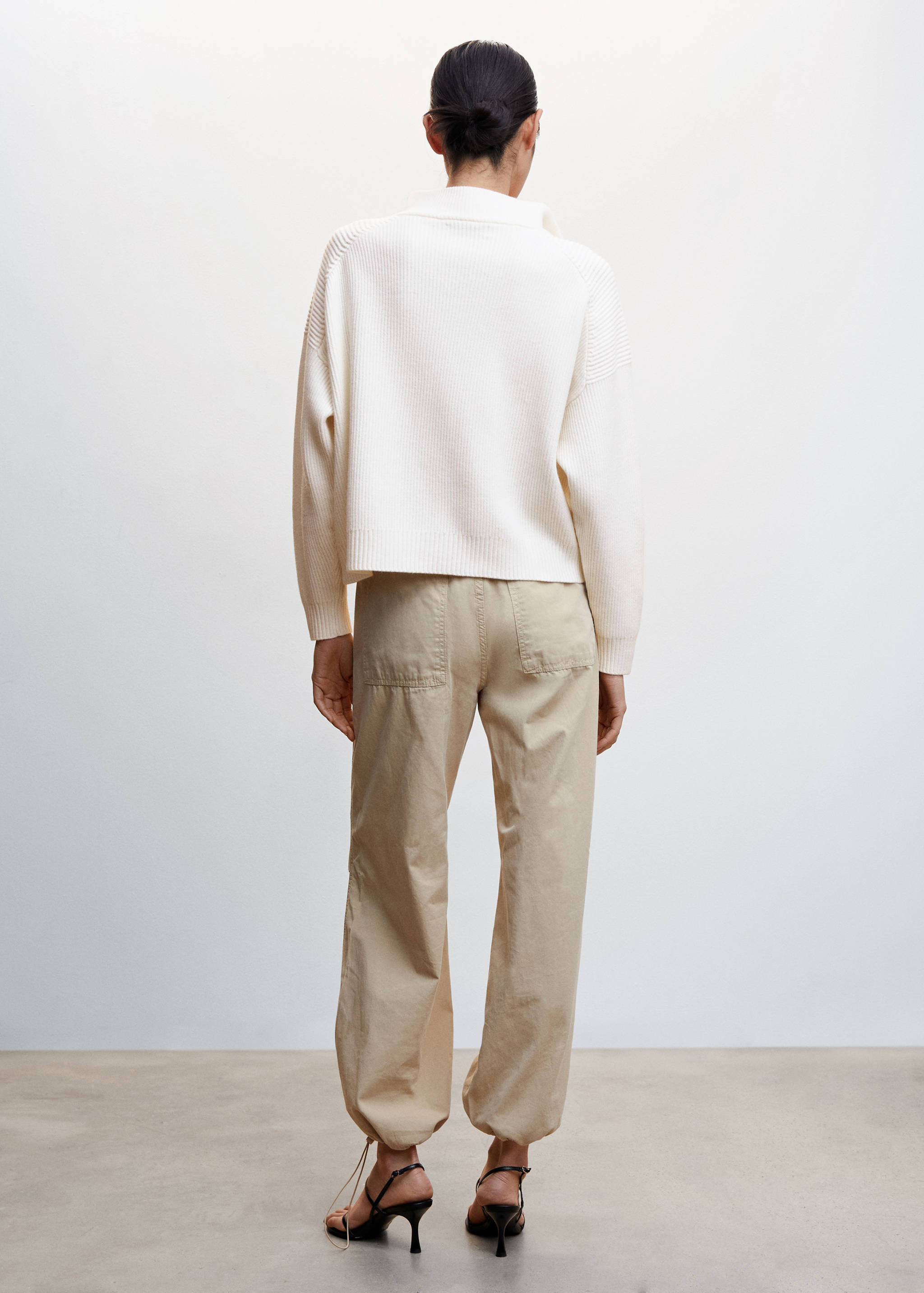 Camisola de gola alta com fecho de correr - Verso do artigo