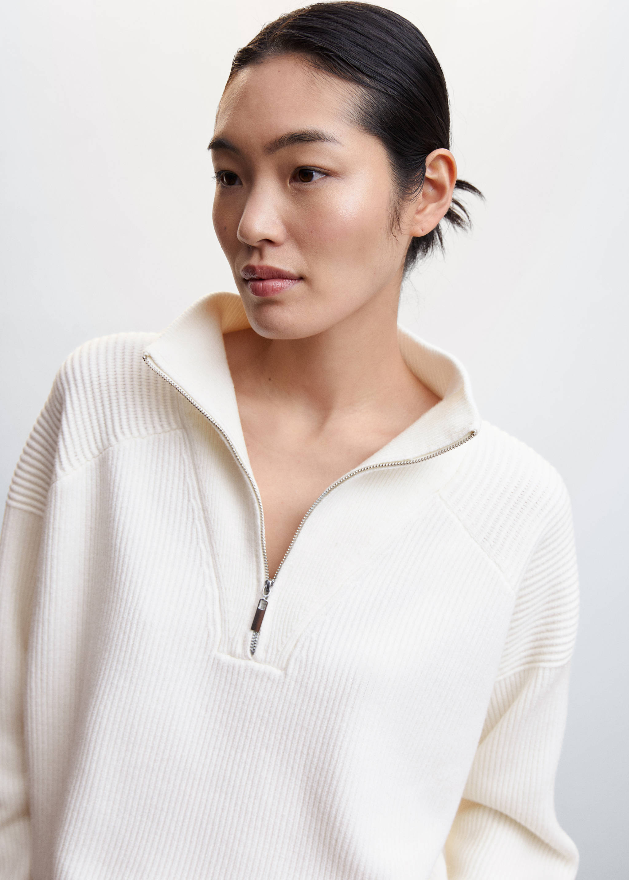 Camisola de gola alta com fecho de correr - Pormenor do artigo 1