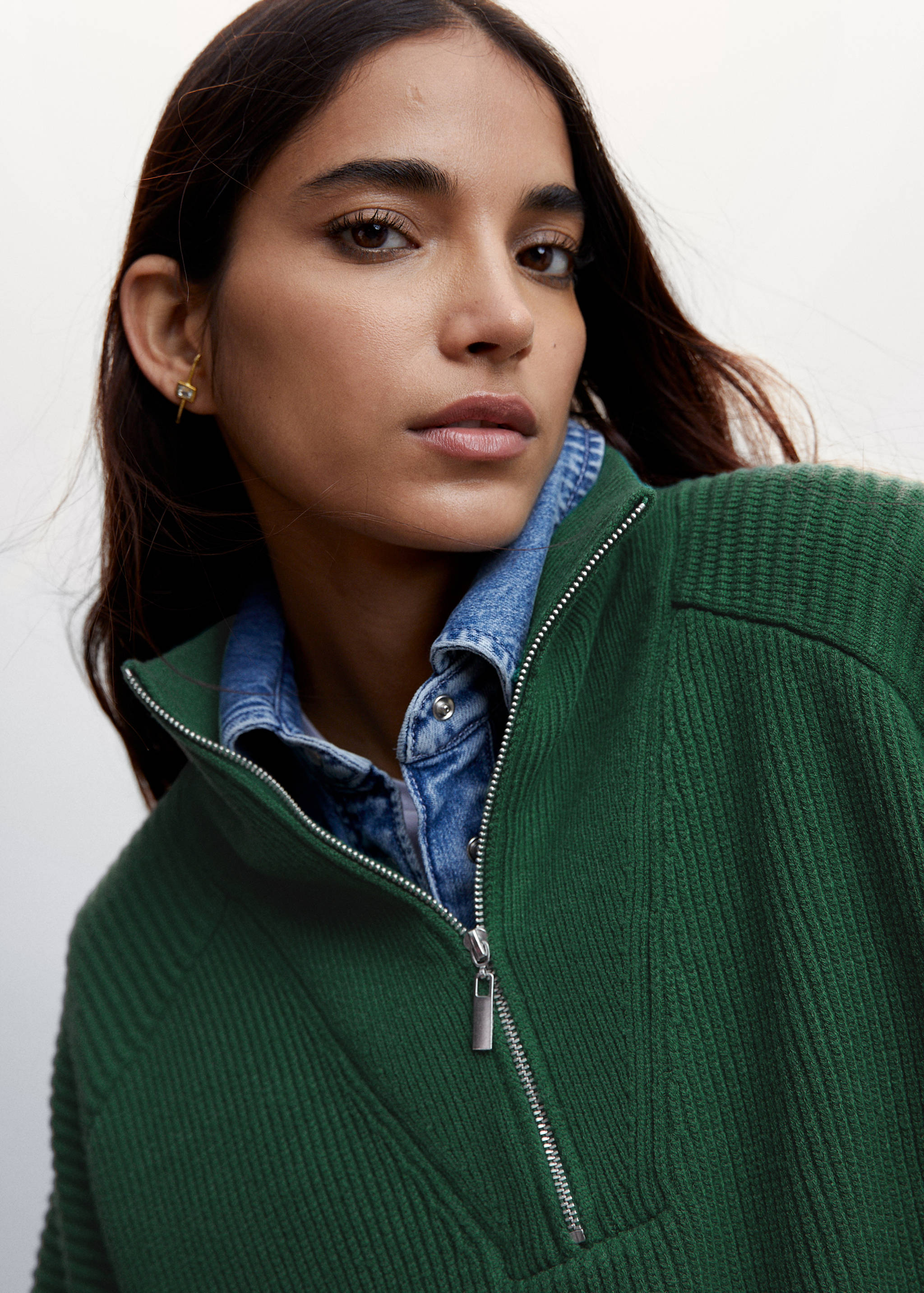 Camisola de gola alta com fecho de correr - Pormenor do artigo 1