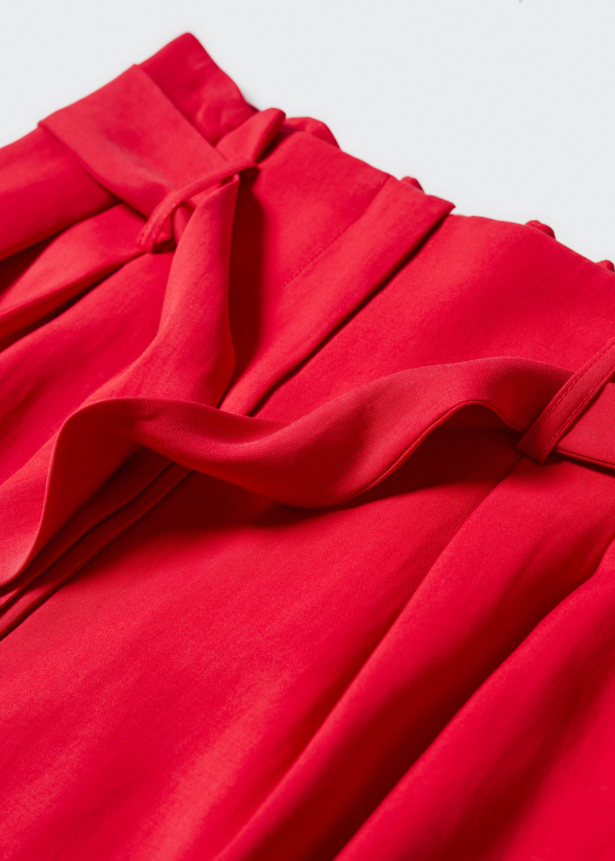 Shorts with belt - Details of the article 8