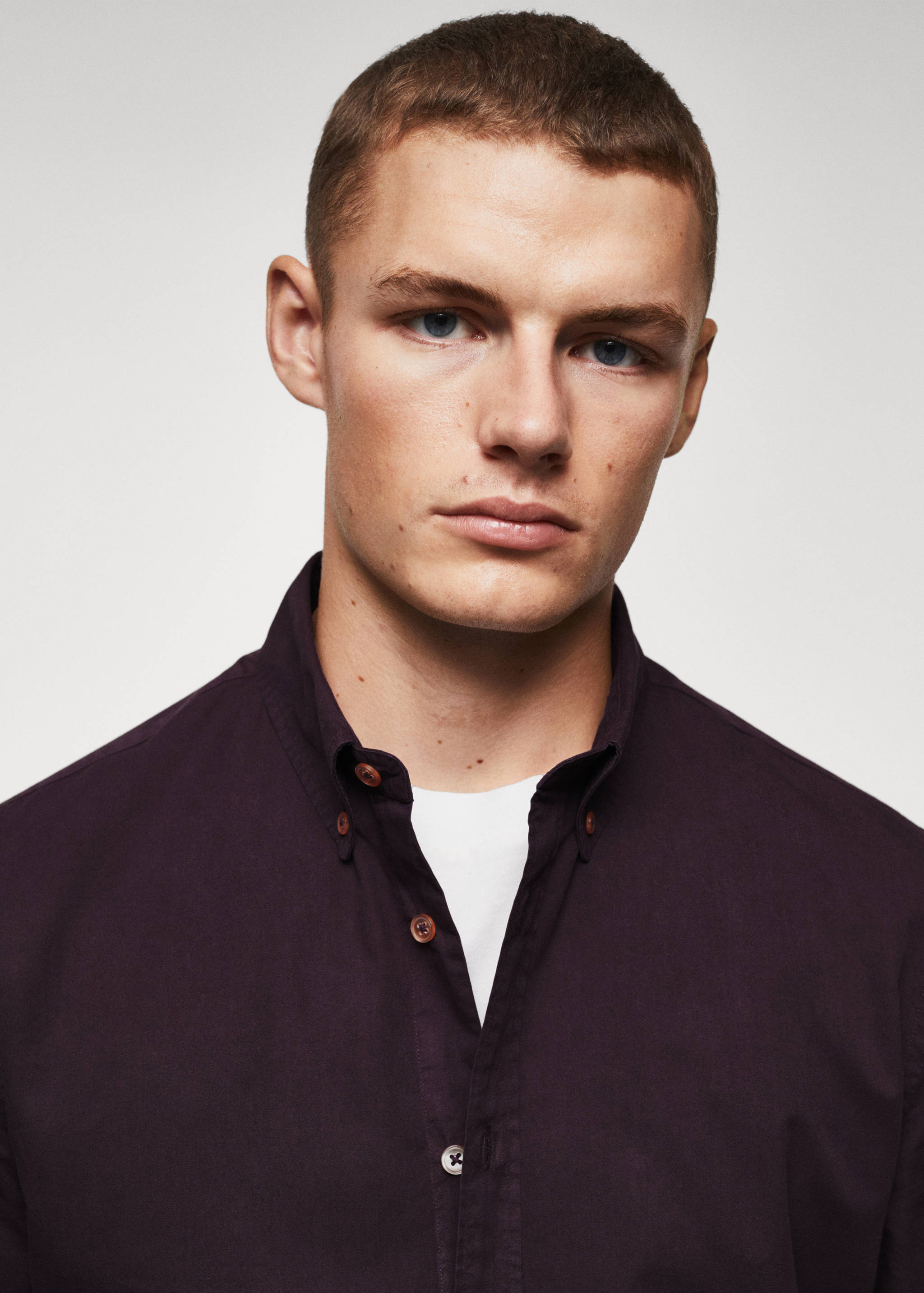 Slim fit cotton shirt - Details of the article 1