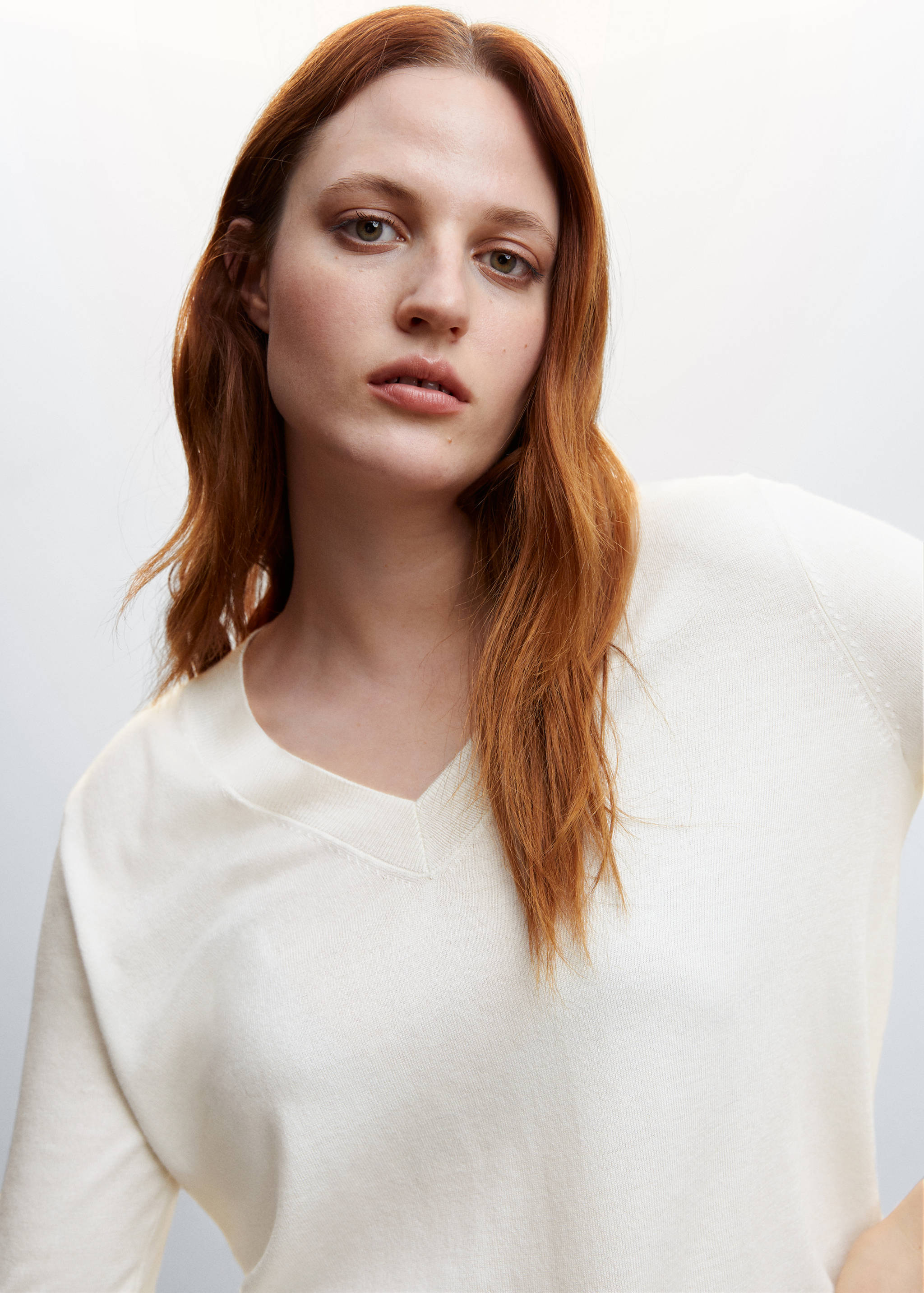 Pull-over maille fine col V - Détail de l'article 1