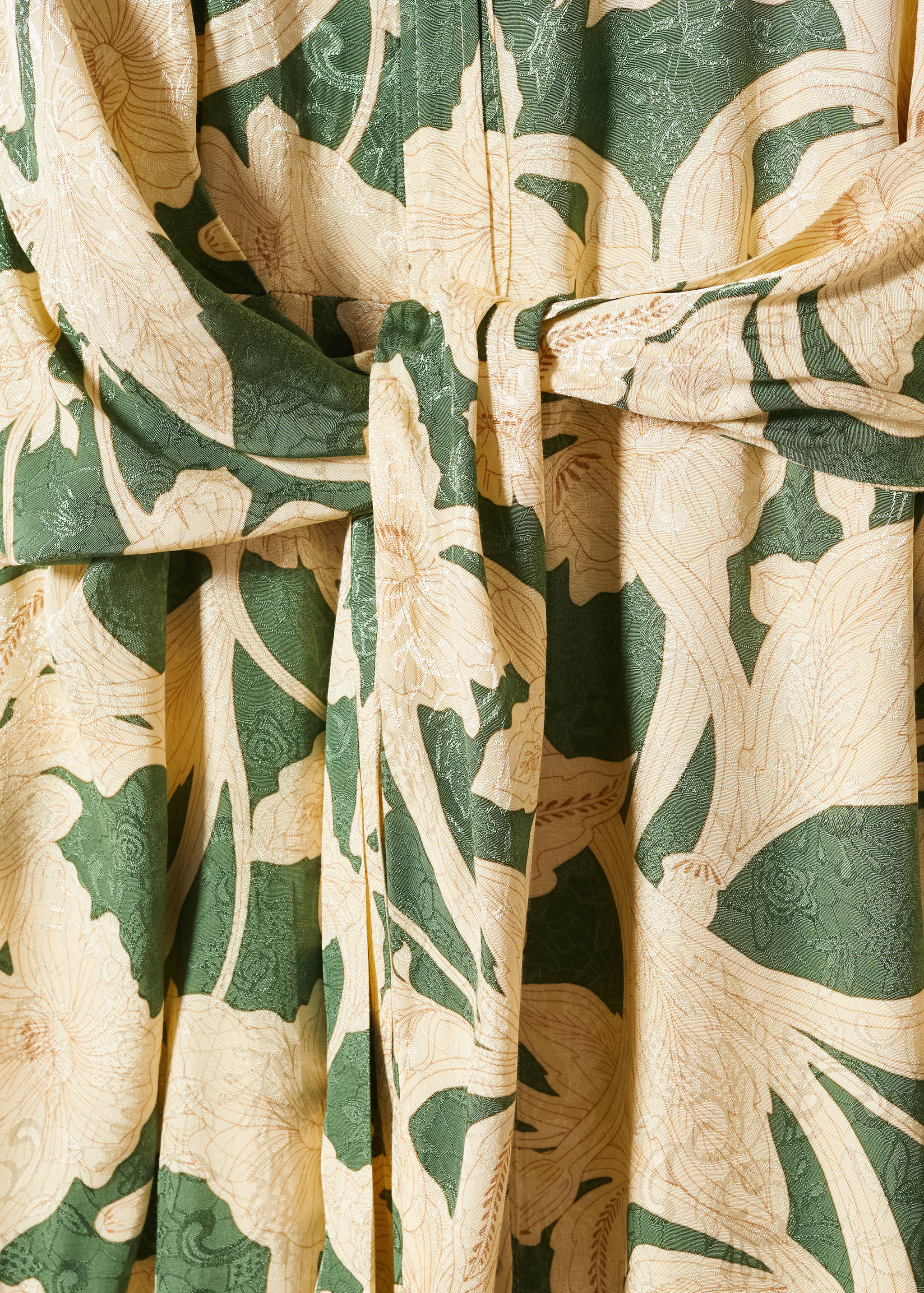 Платье из жаккарда с цветочным узором - Деталь изделия 8