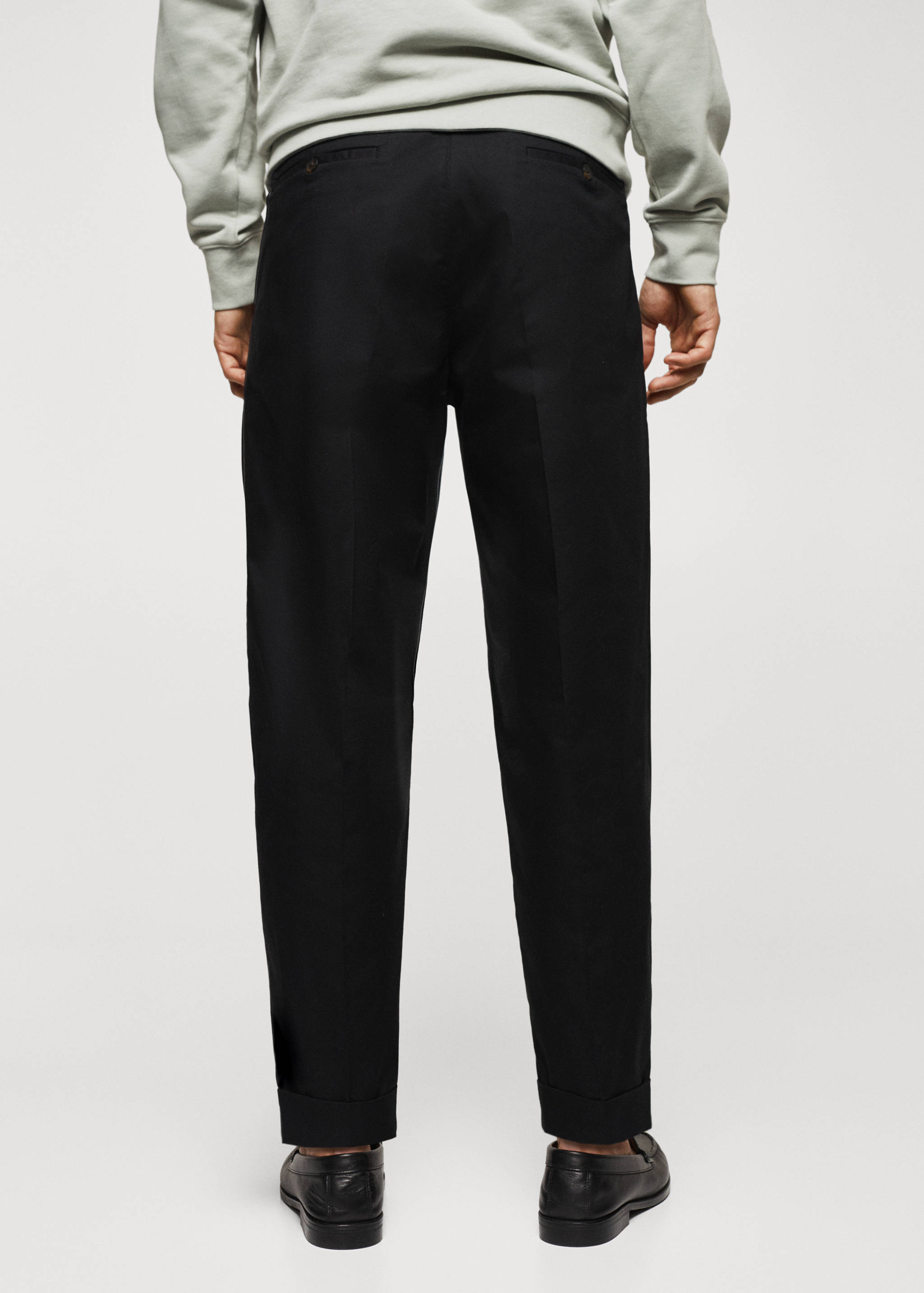 Cotton pleated trousers - Reverse of the article