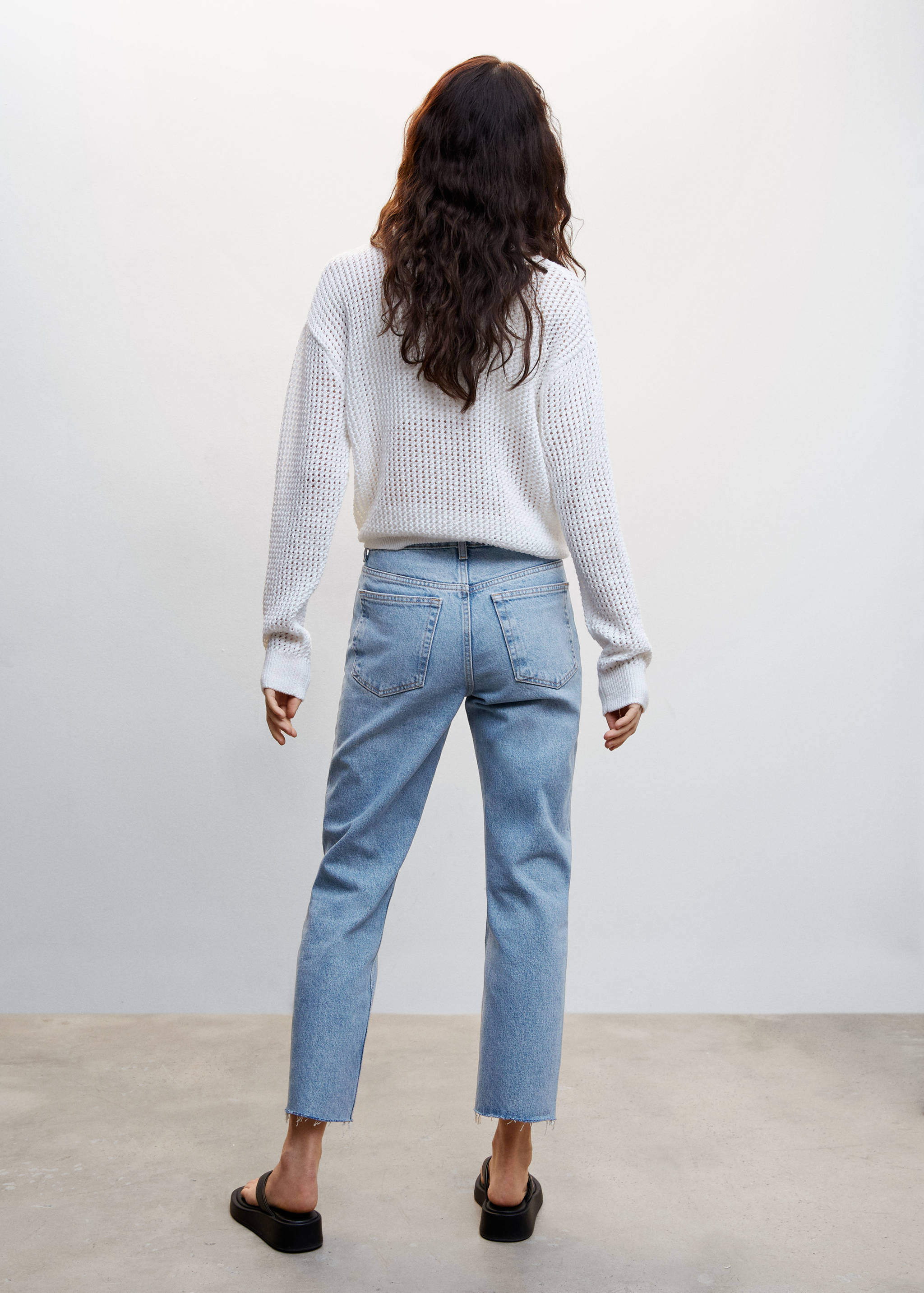 Frayed hem straight jeans - Reverse of the article