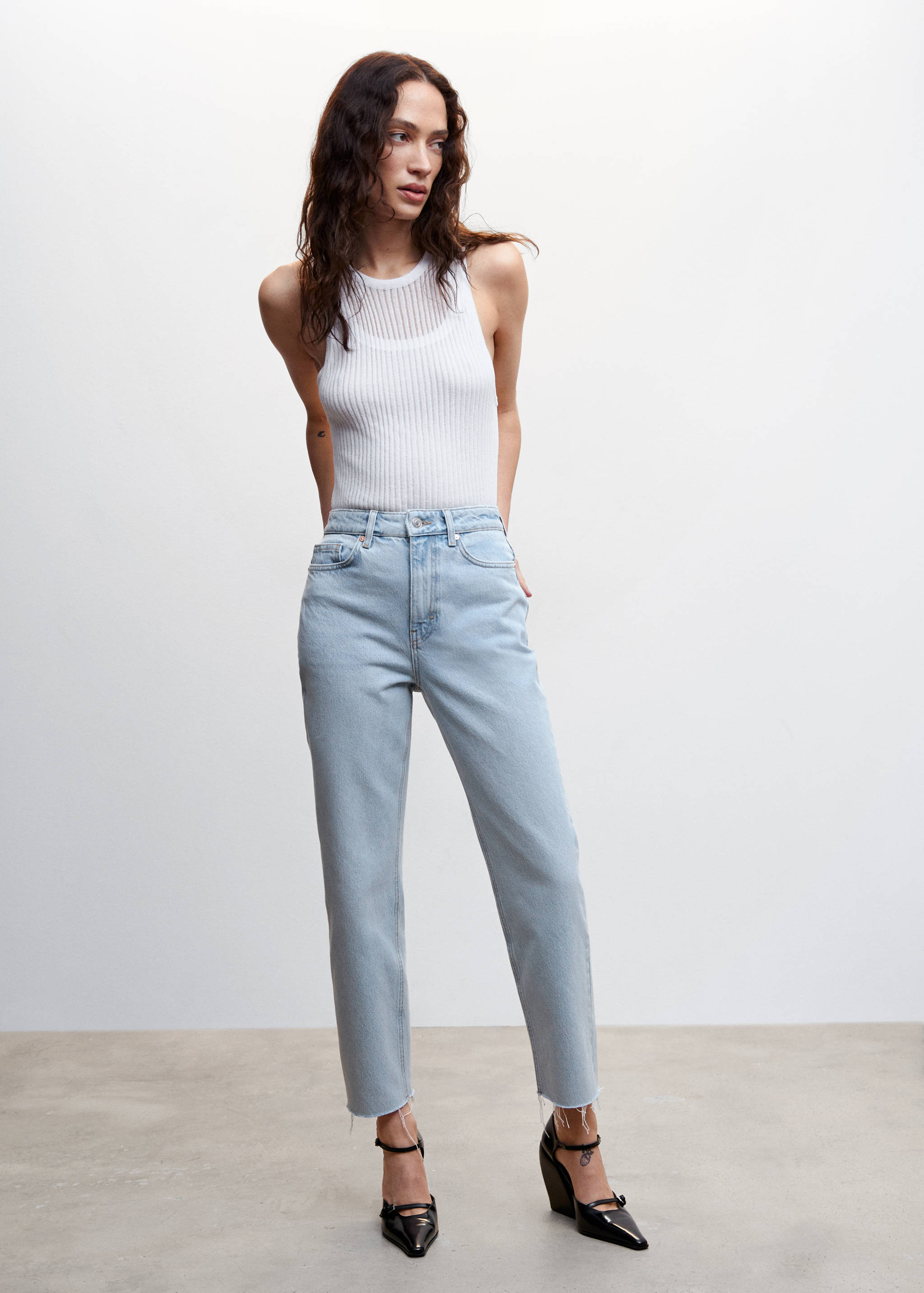 High waist straight jeans - General plane