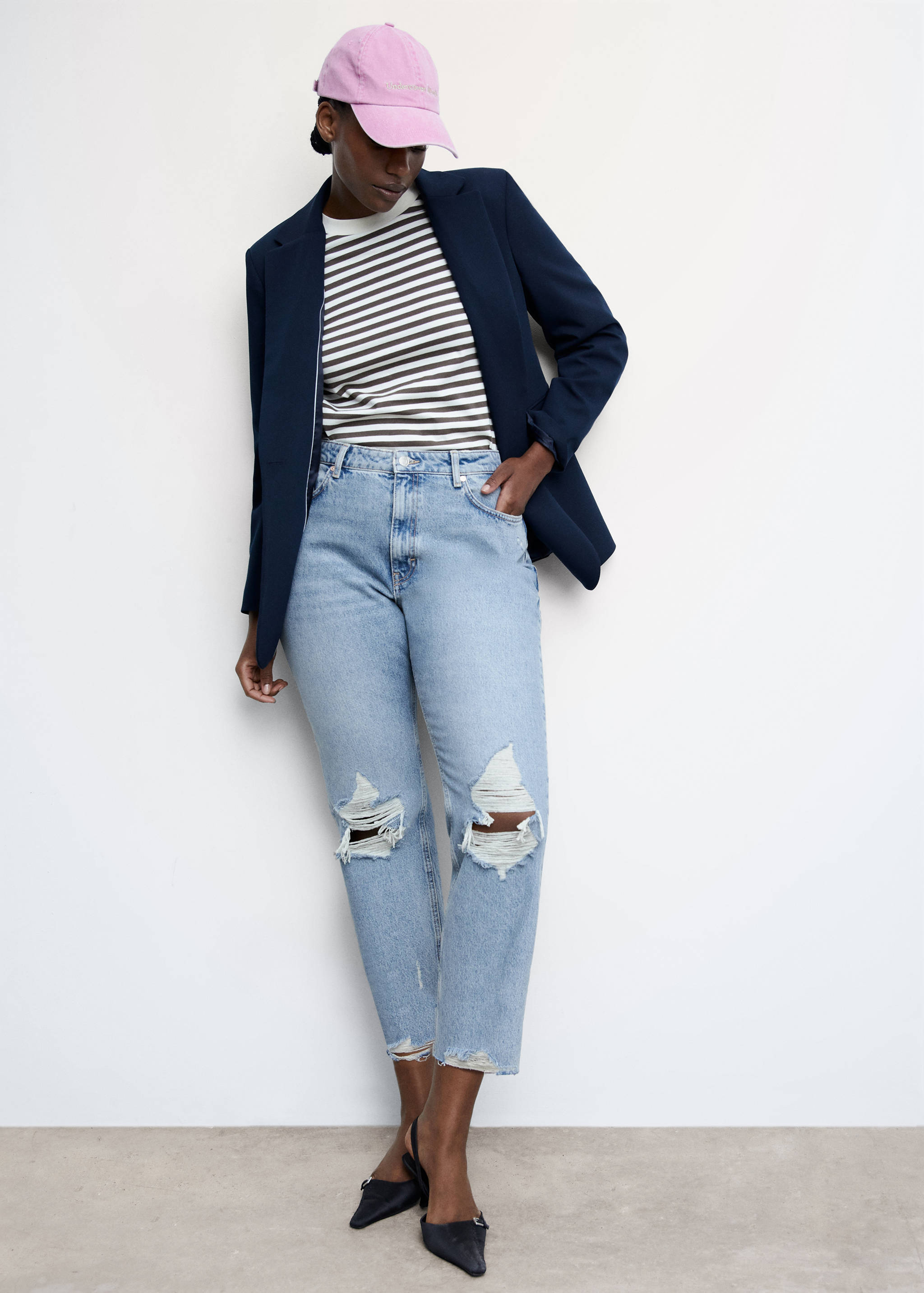 Jeans rectos tiro alto rotos - Detalle del artículo 4