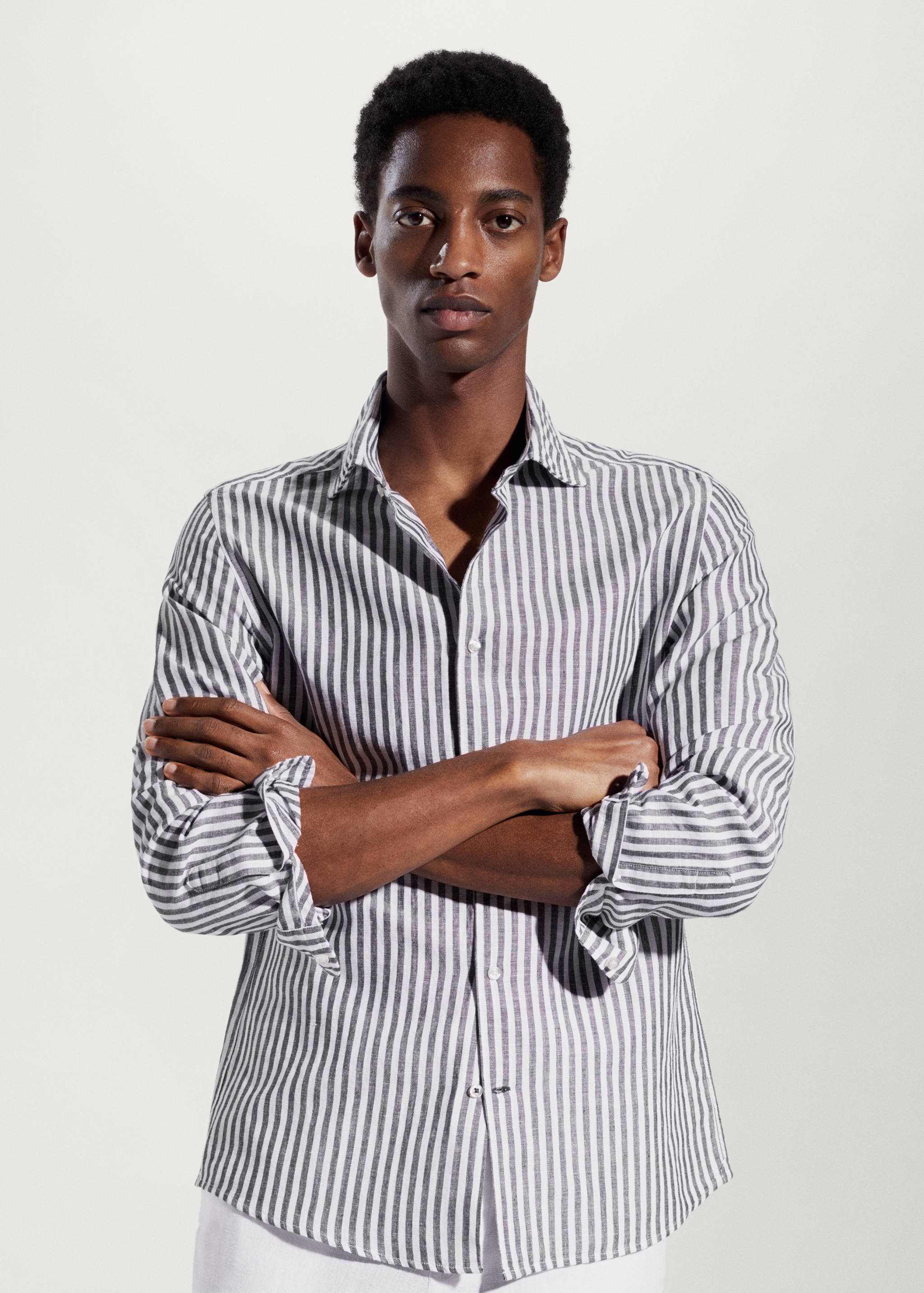 Slim fit striped linen shirt - Details of the article 1