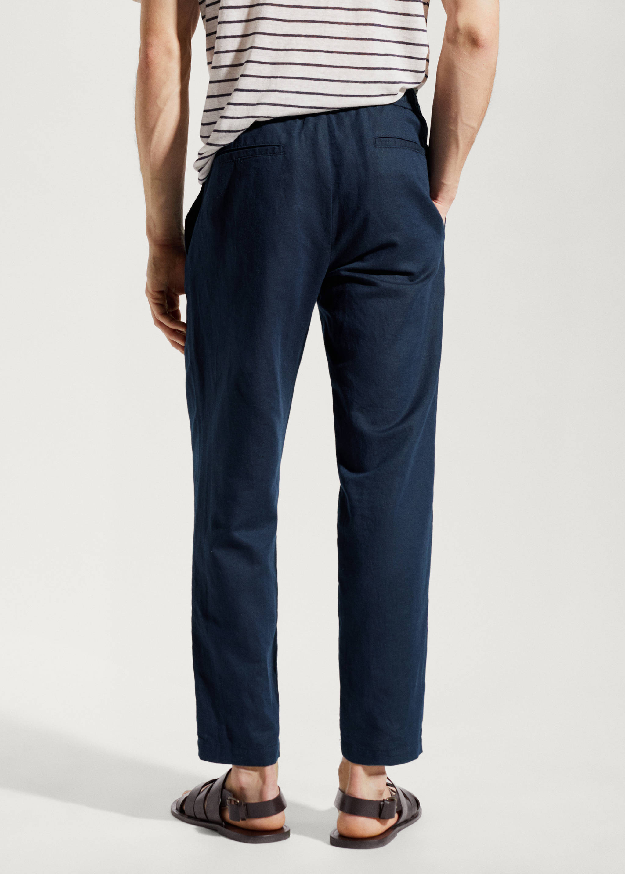 Slim fit linen trousers - Reverse of the article