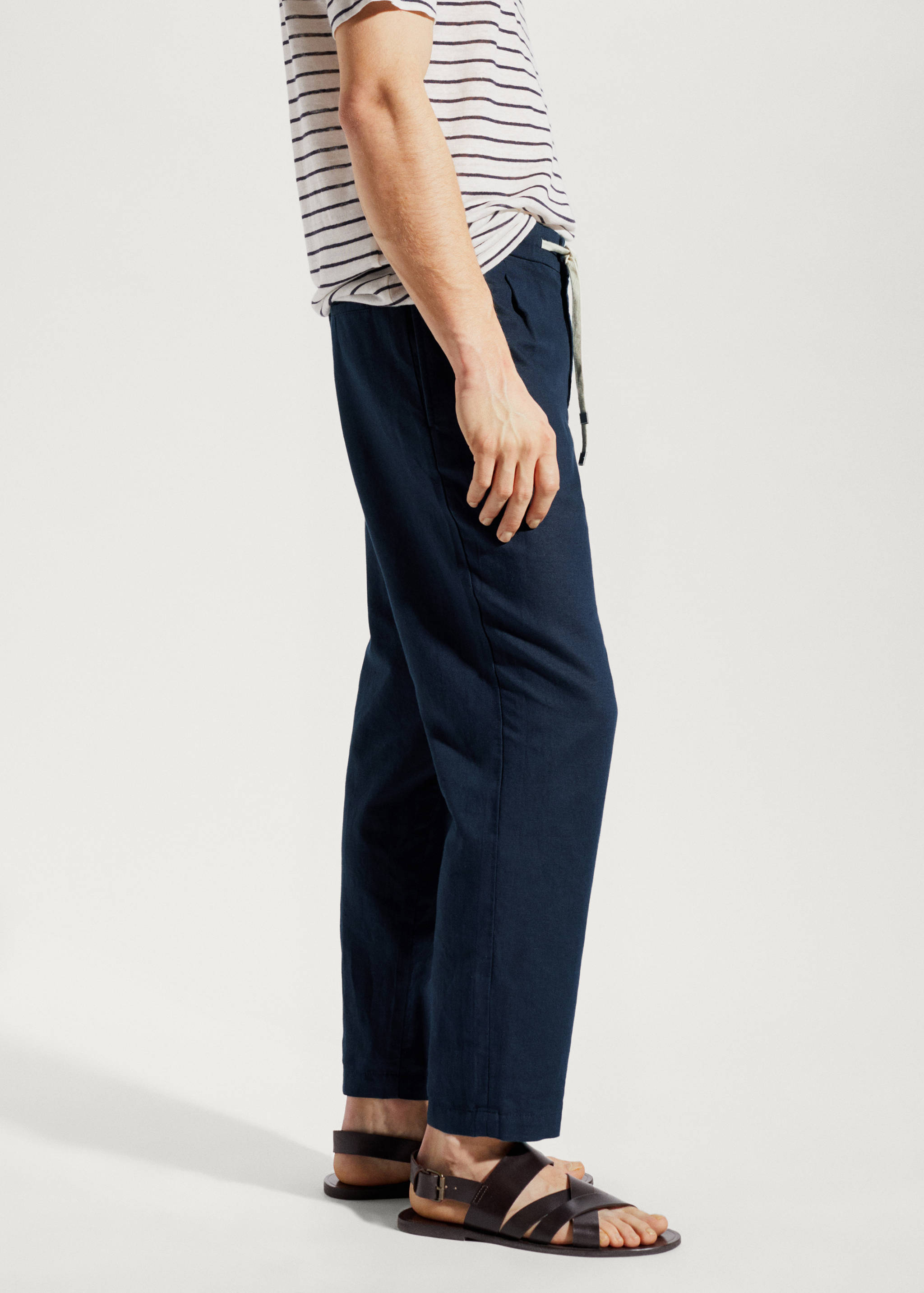 Slim fit linen trousers - Details of the article 4