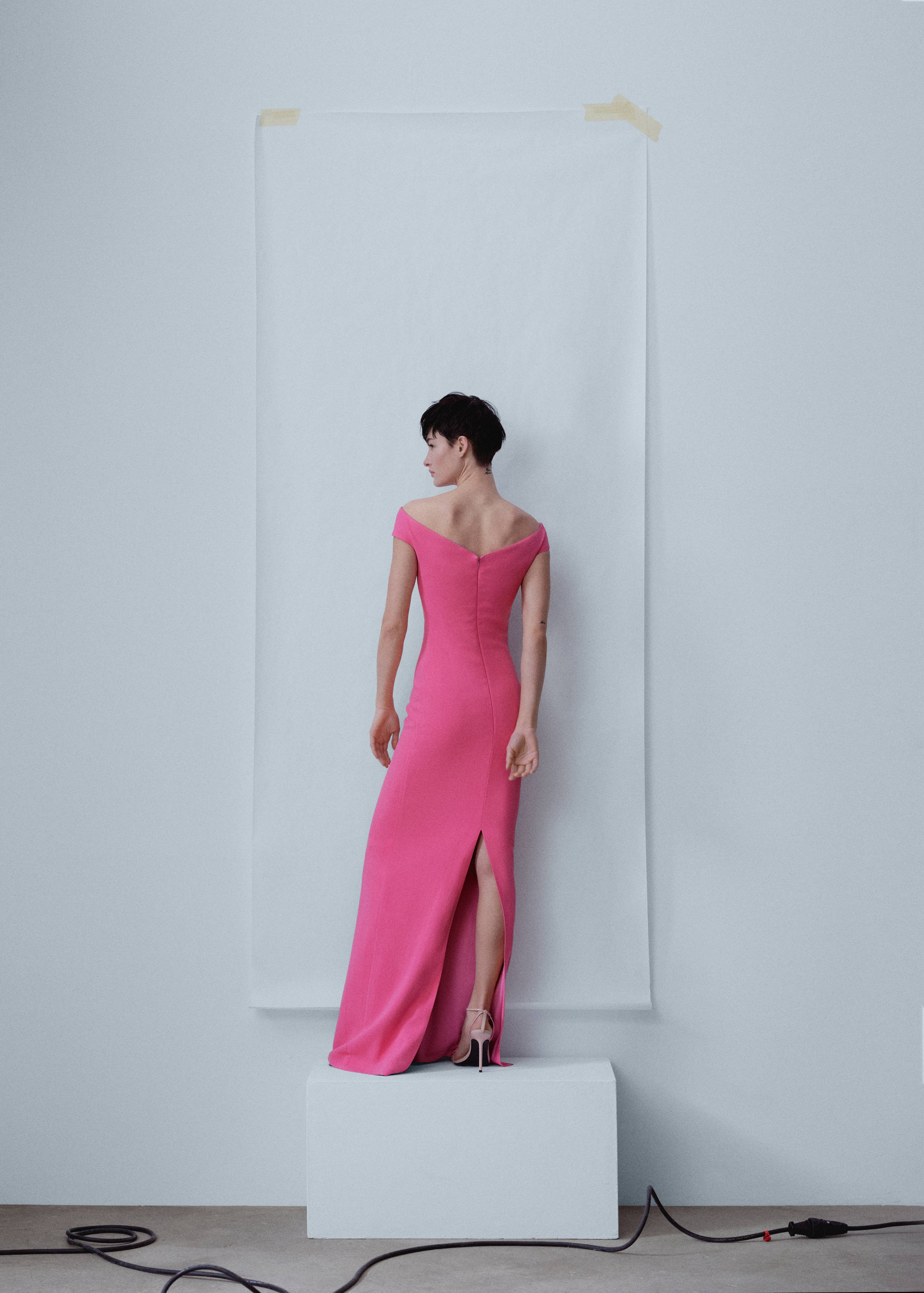 Robe col asymétrique - Verso de l’article