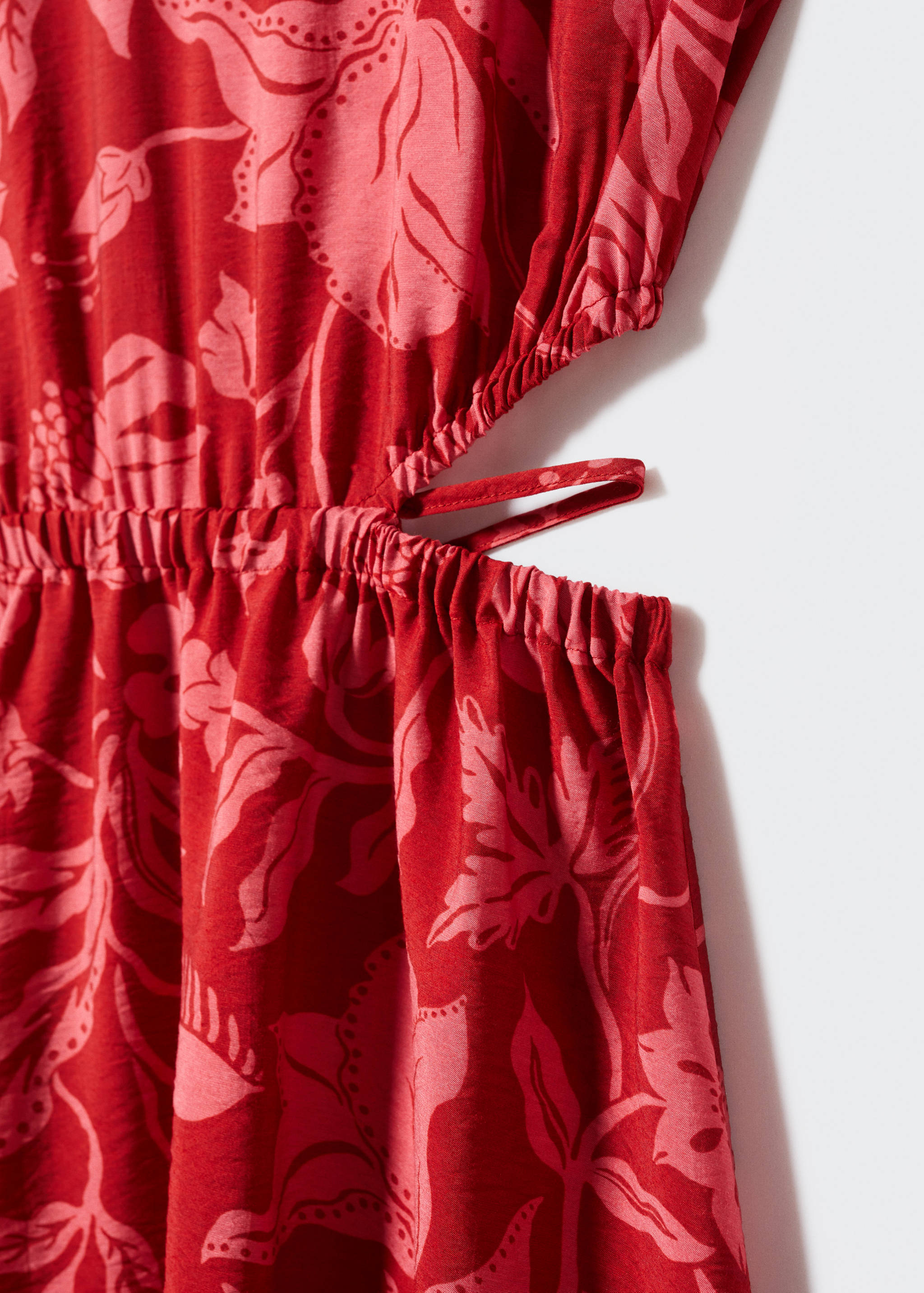 Robe fendue sur les côtés - Détail de l'article 8