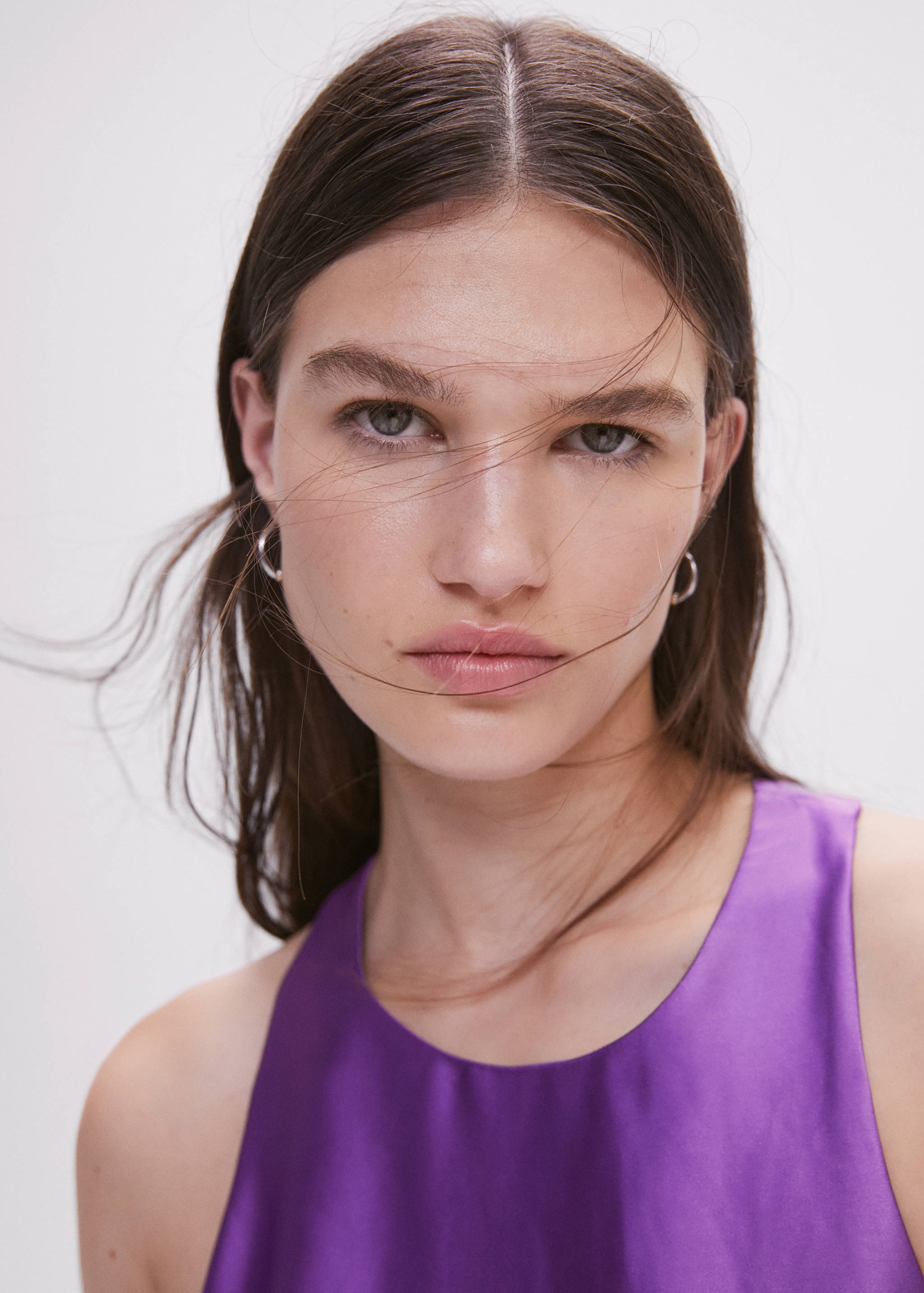 Satin cross-back dress - Details of the article 1