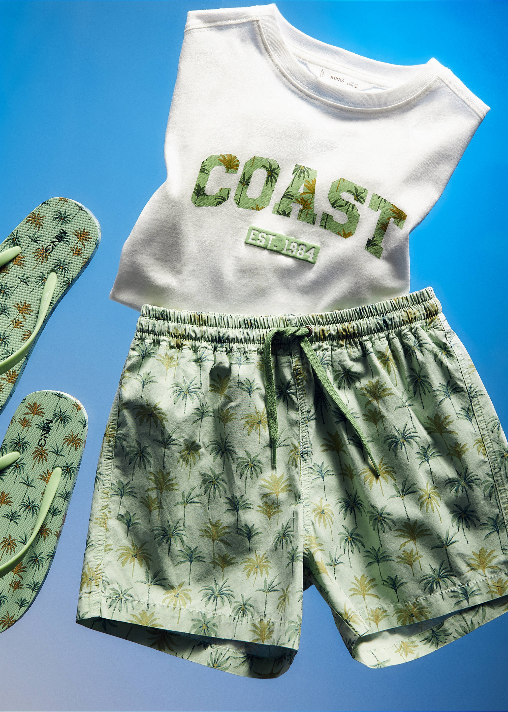 Palm tree flip-flops - Details of the article 5, Green. Ref: 47017829-00.