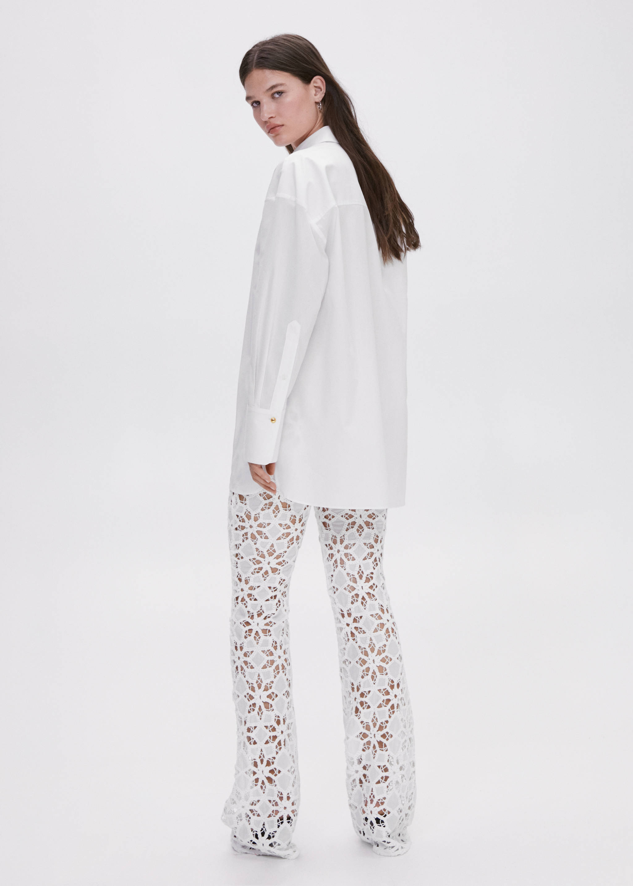 Crochet palazzo trousers - Reverse of the article