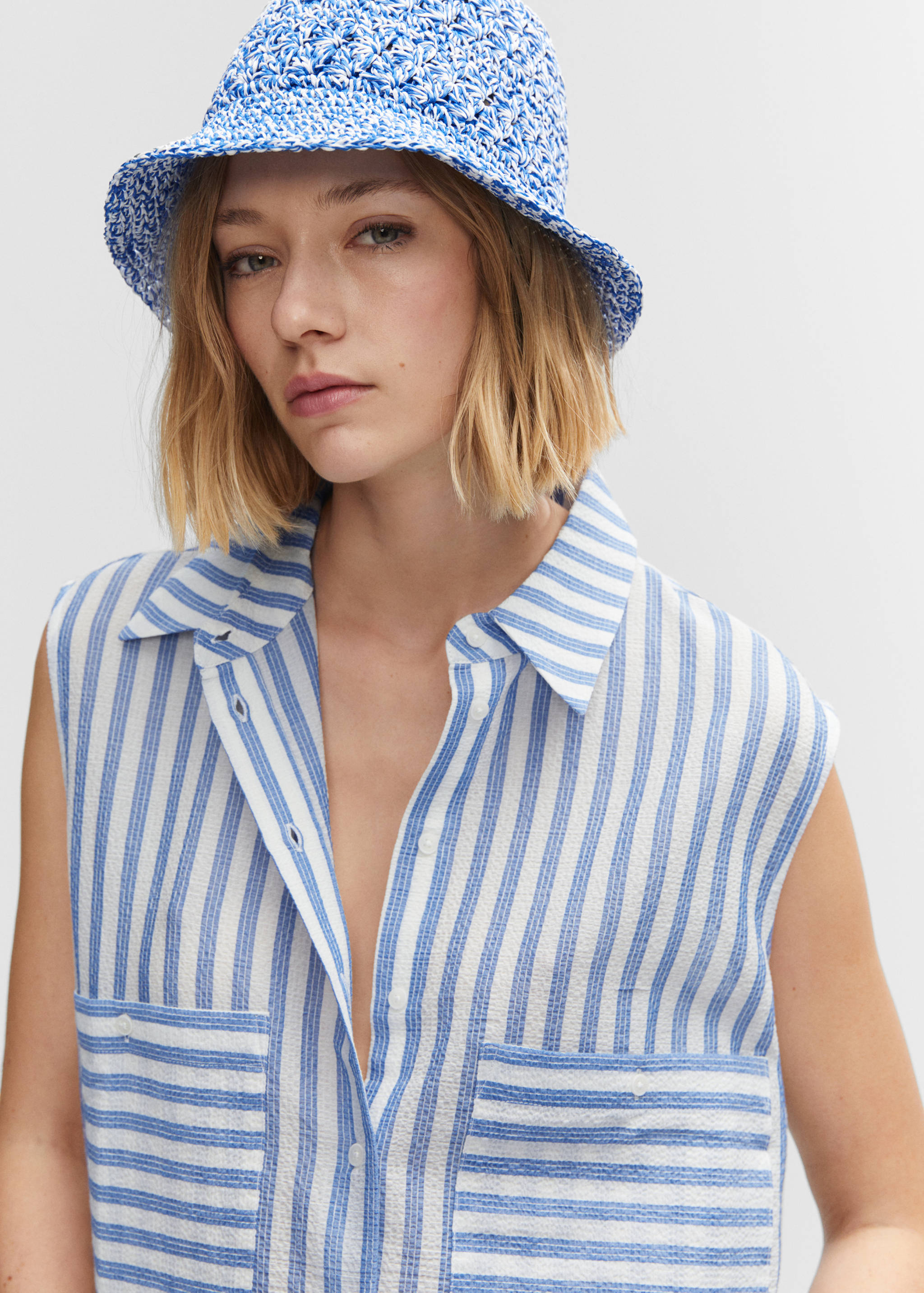 Рубашка без рукавов с принтом - Деталь изделия 1