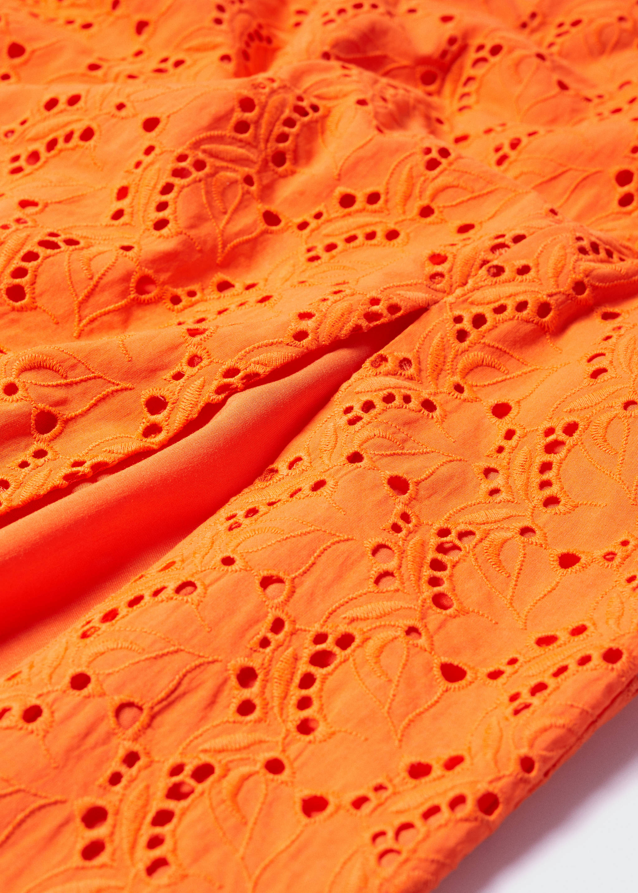 Robe ajourée ouverture - Détail de l'article 8