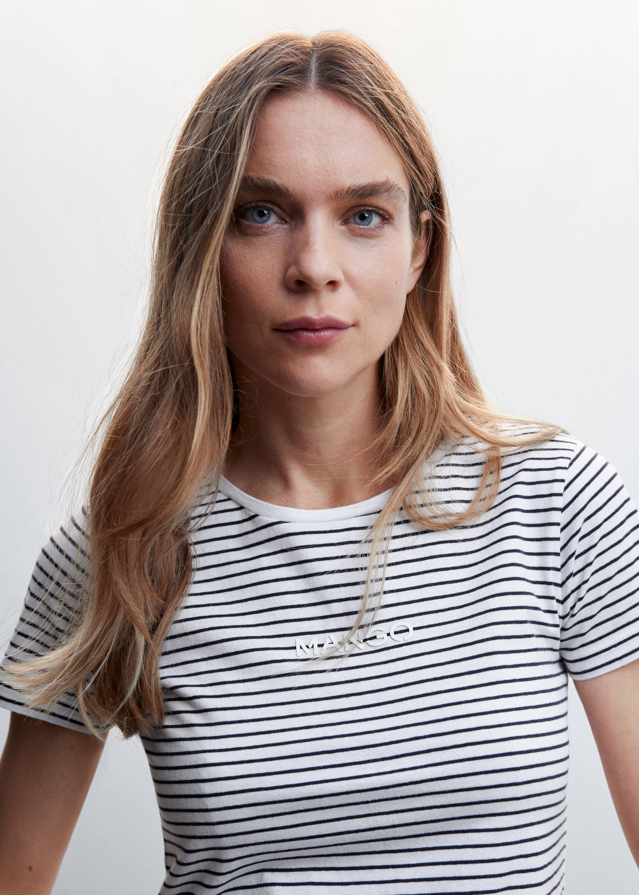 Camiseta rayas logo - Reverso del artículo