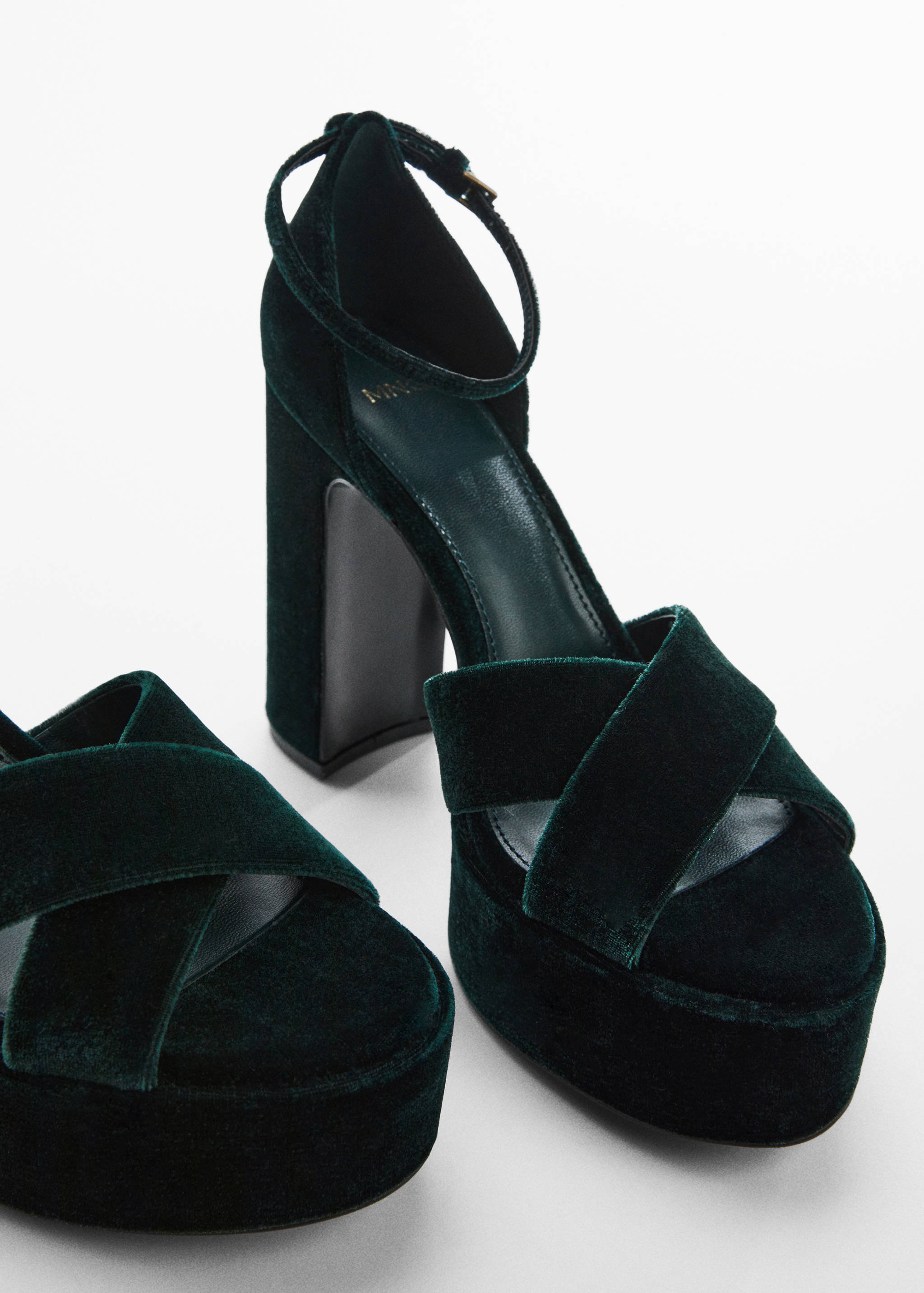 Velvet heel sandals - Details of the article 2