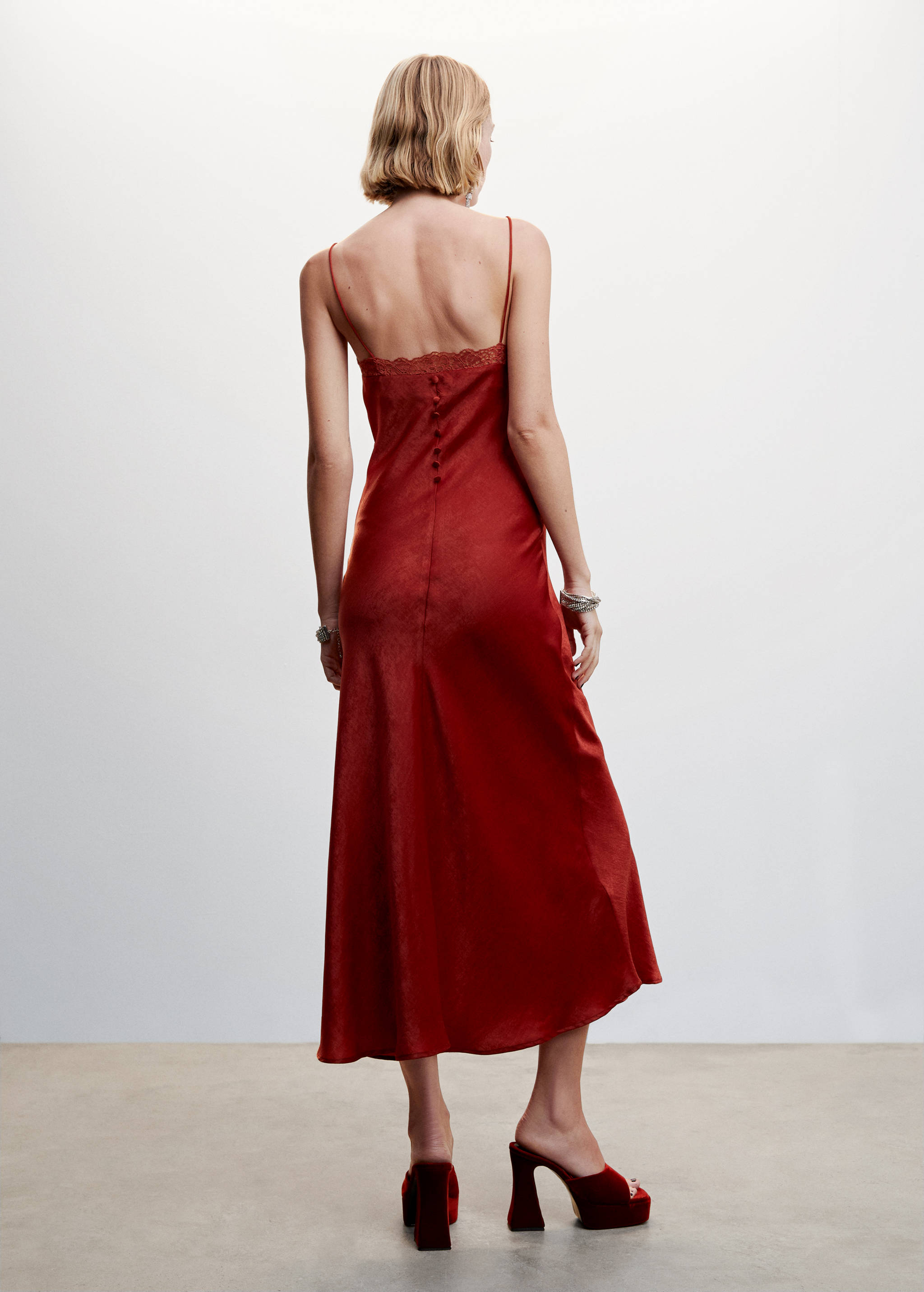 Lace camisole dress - Reverse of the article