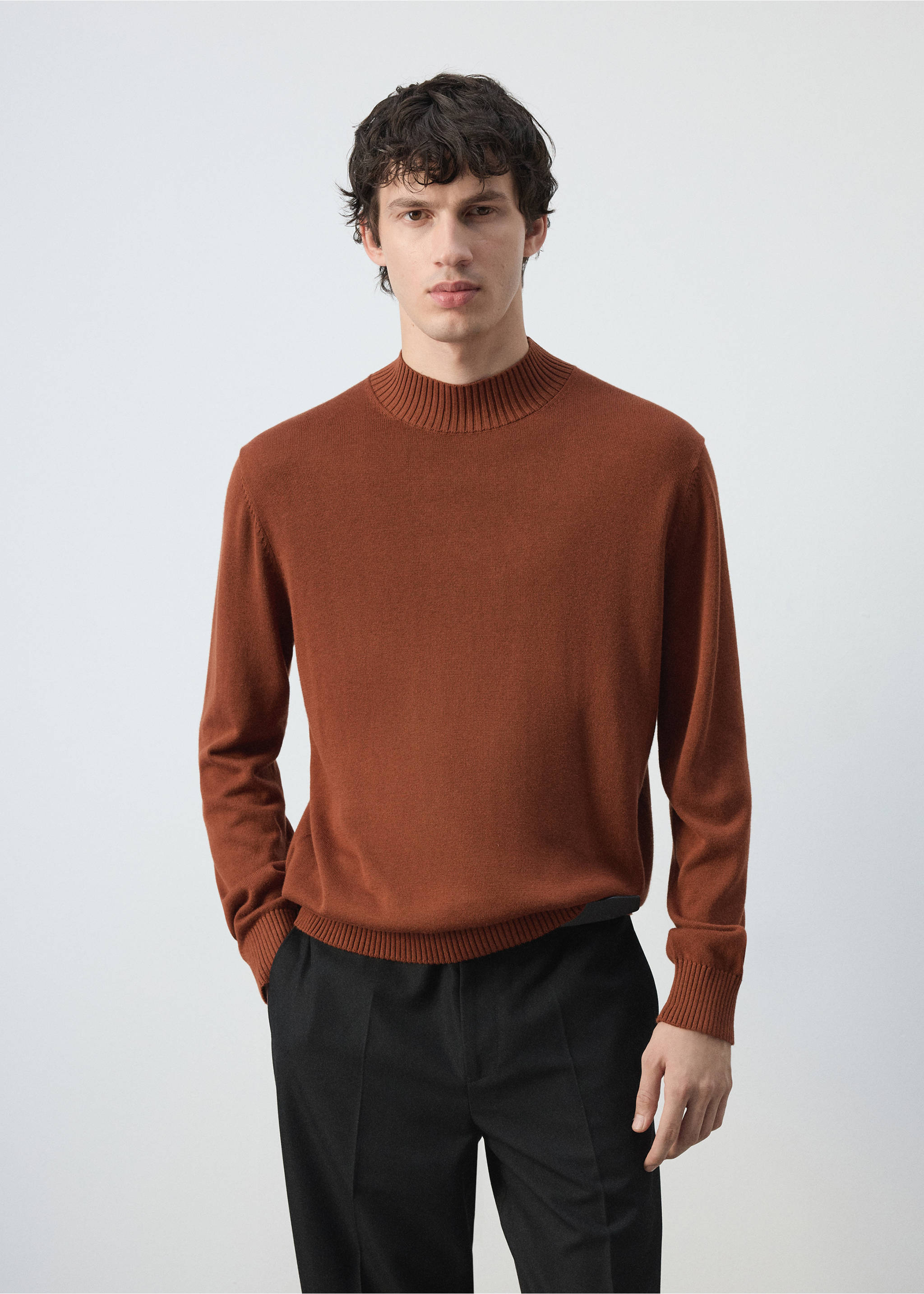 Rust-brown knitted jersey with a ribbed mock neck, cuffs, and hem., Russet. Ref: 47021335-00.