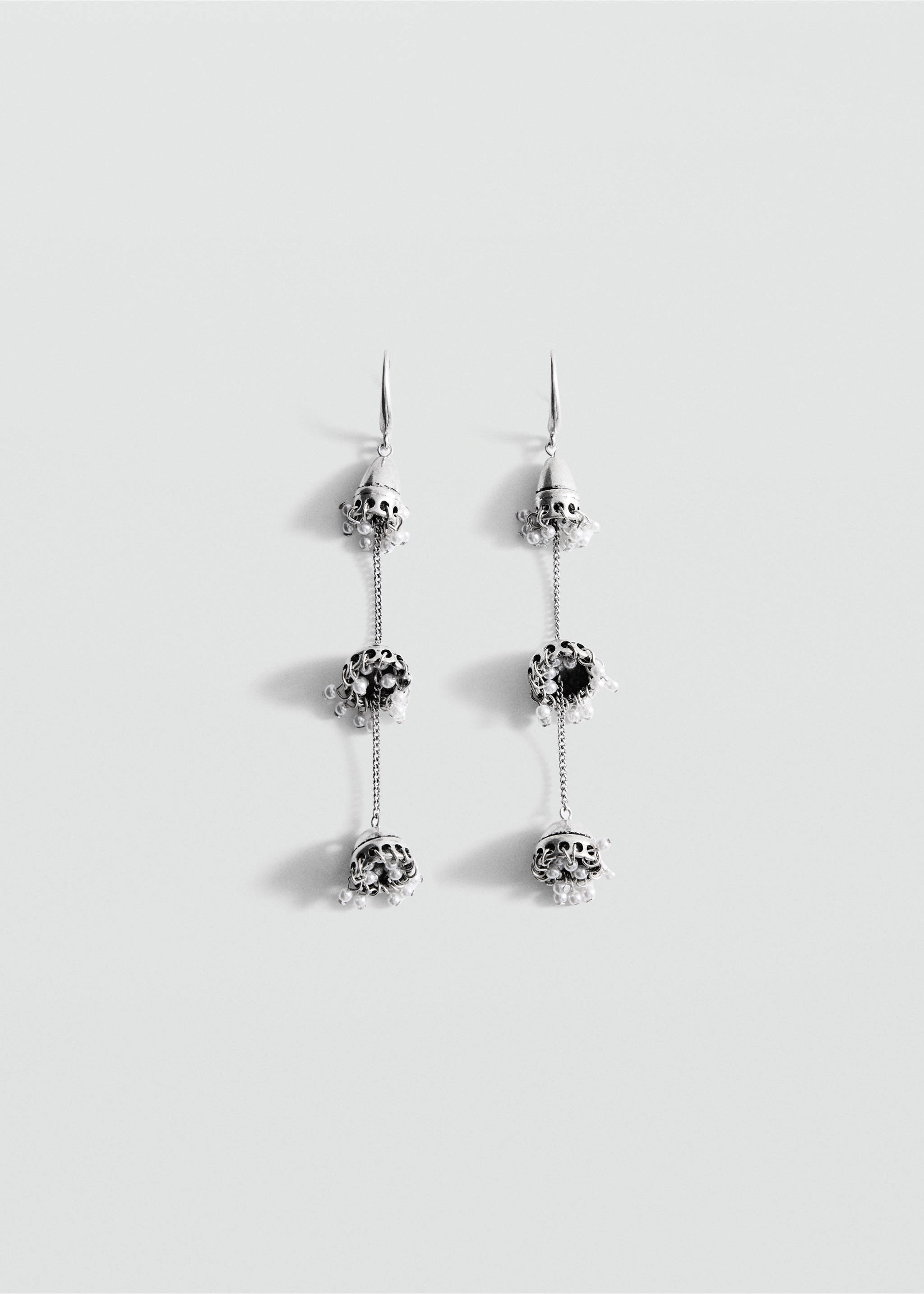 Boucles d'oreilles pendantes perles - Article sans modèle, Argent. Ref: 47021384-00.