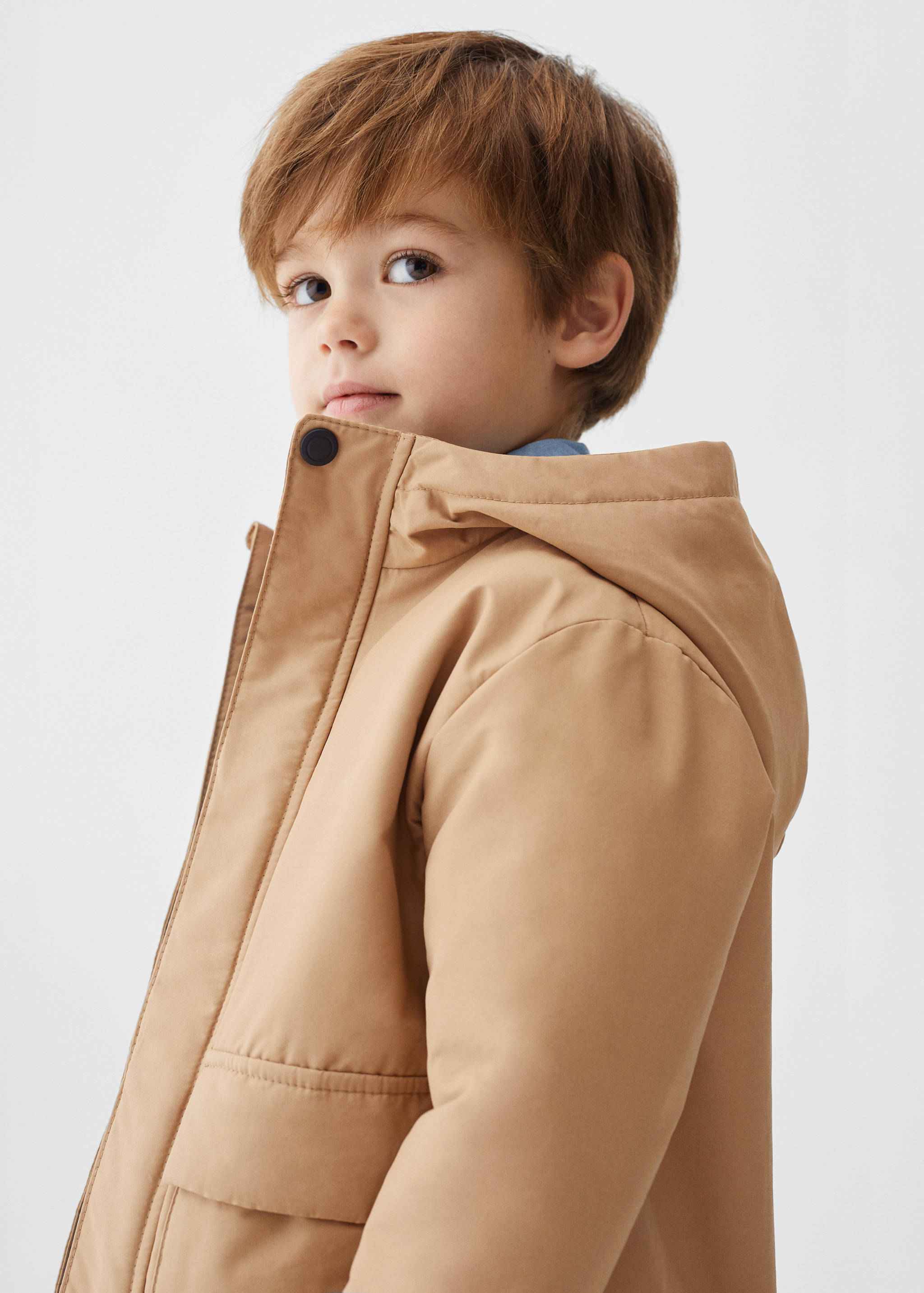 Pockets hooded coat - Details of the article 1