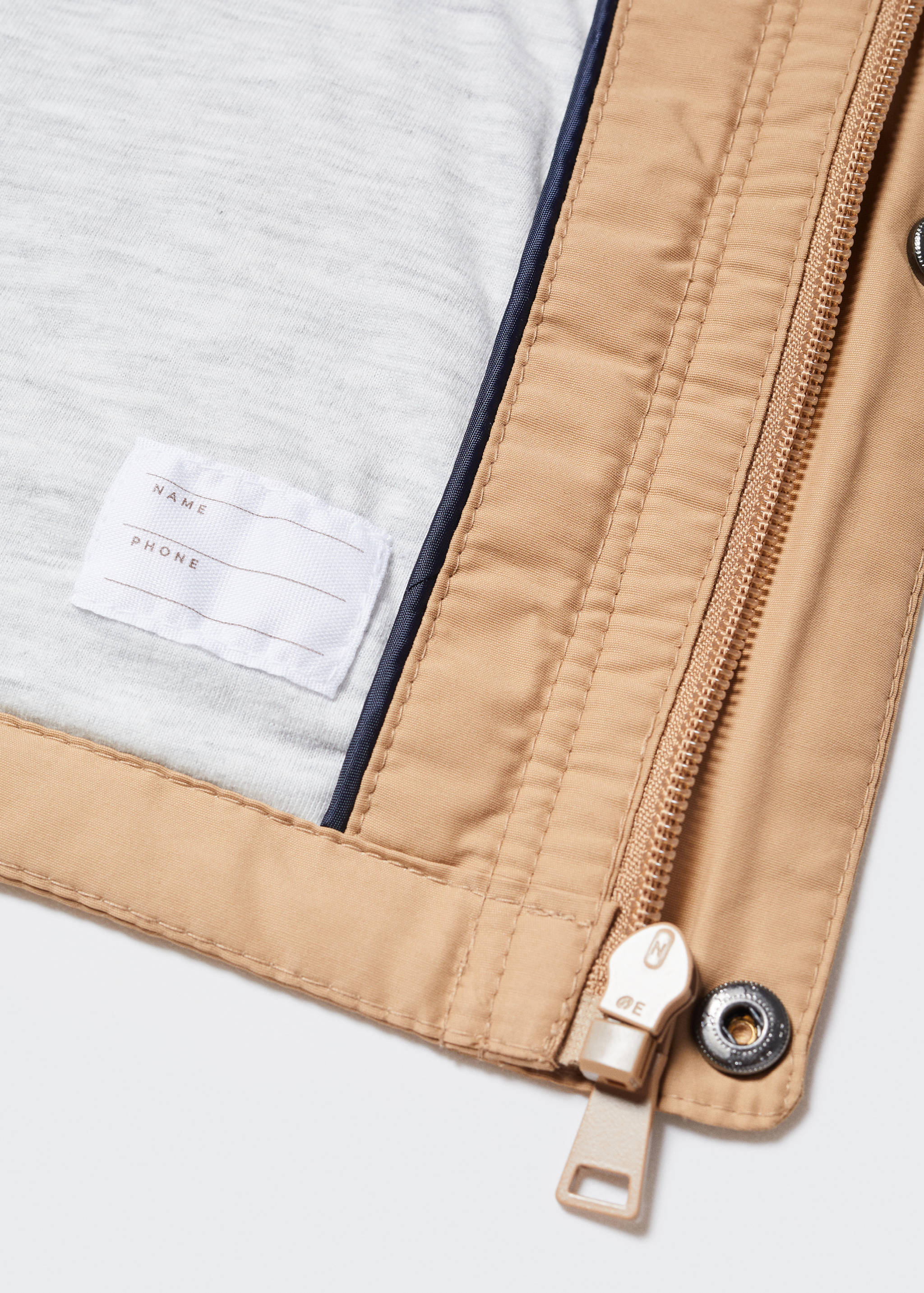 Pockets hooded coat - Details of the article 8