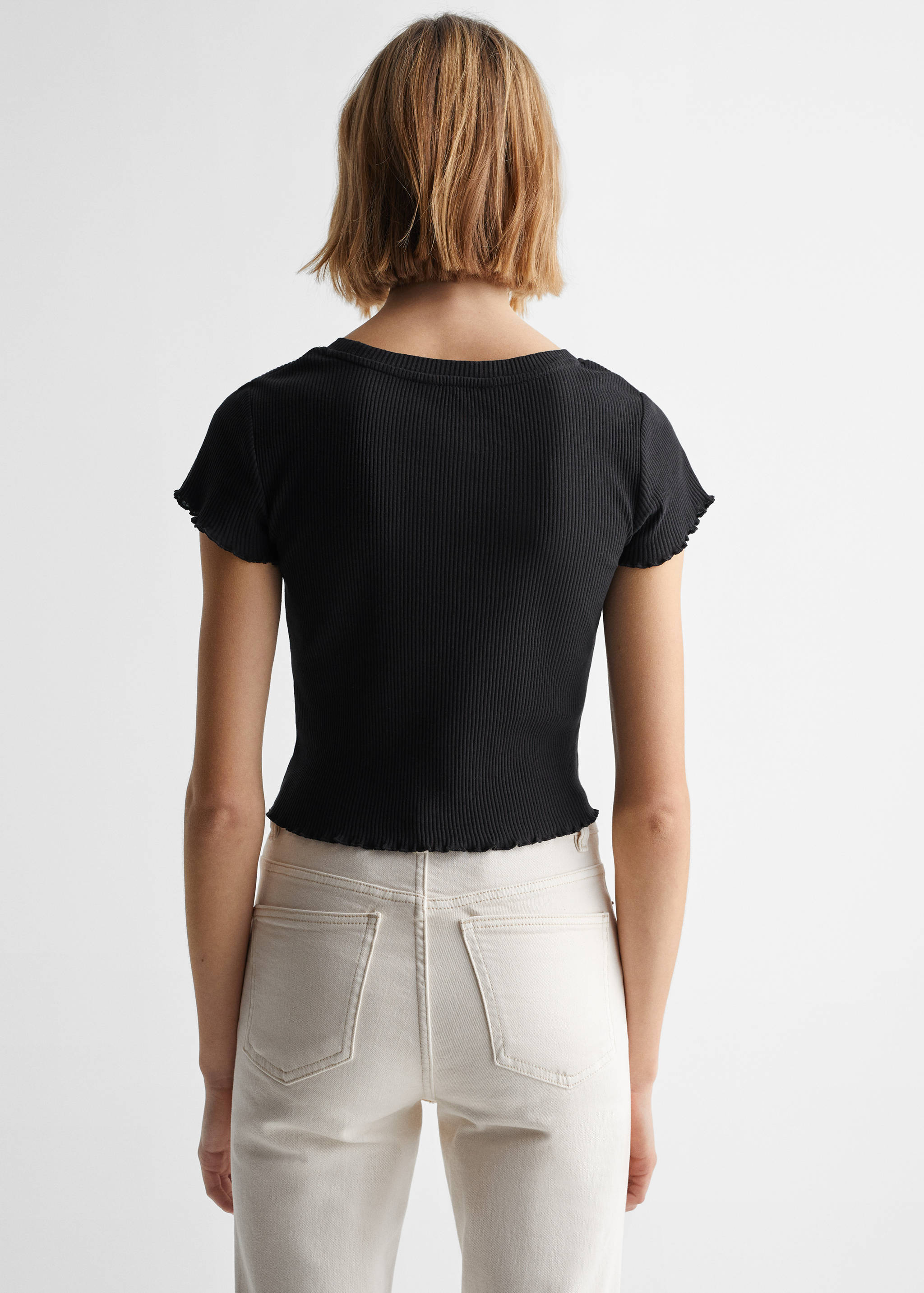 Four pockets - Reverse of the article