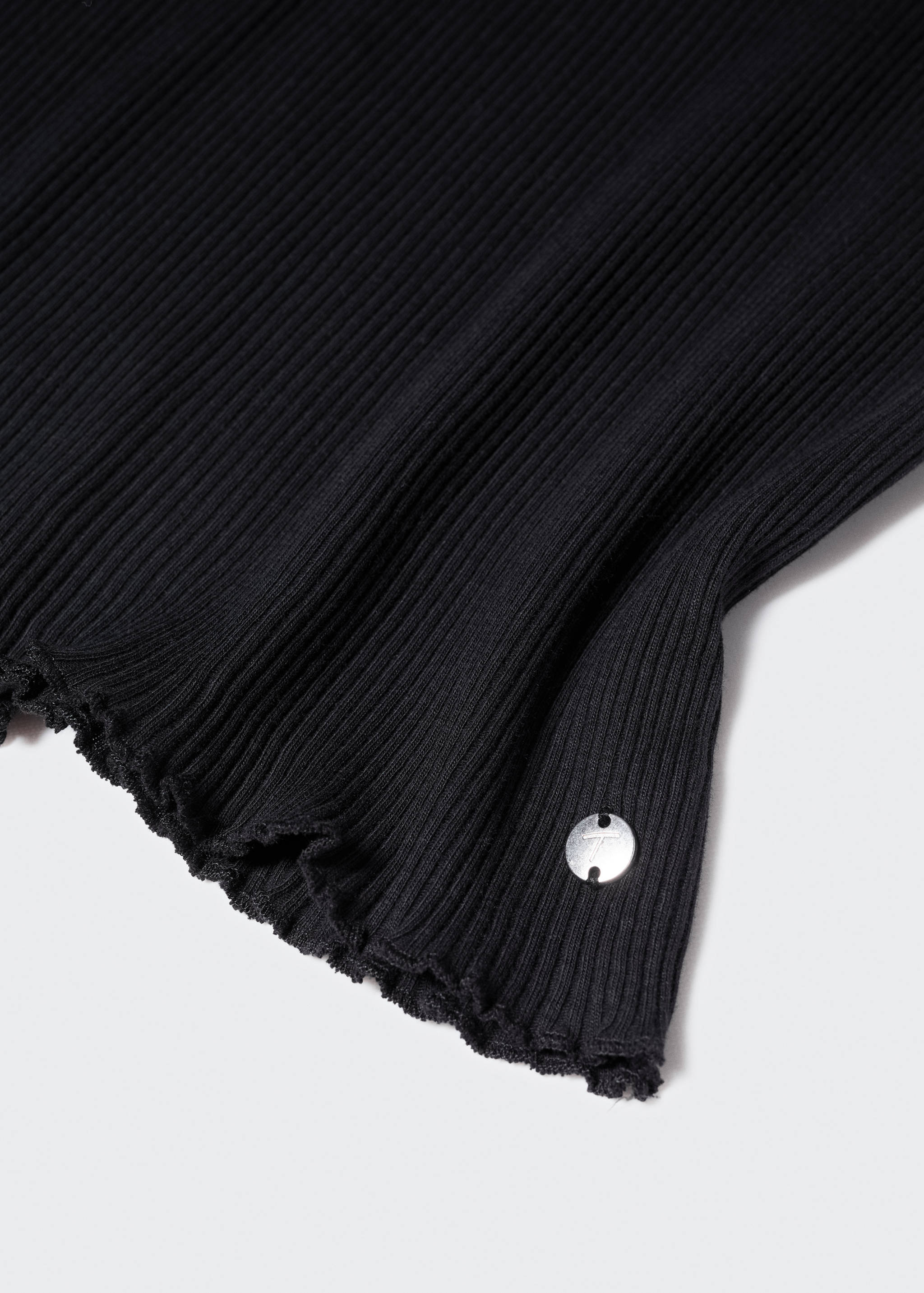 Four pockets - Details of the article 8