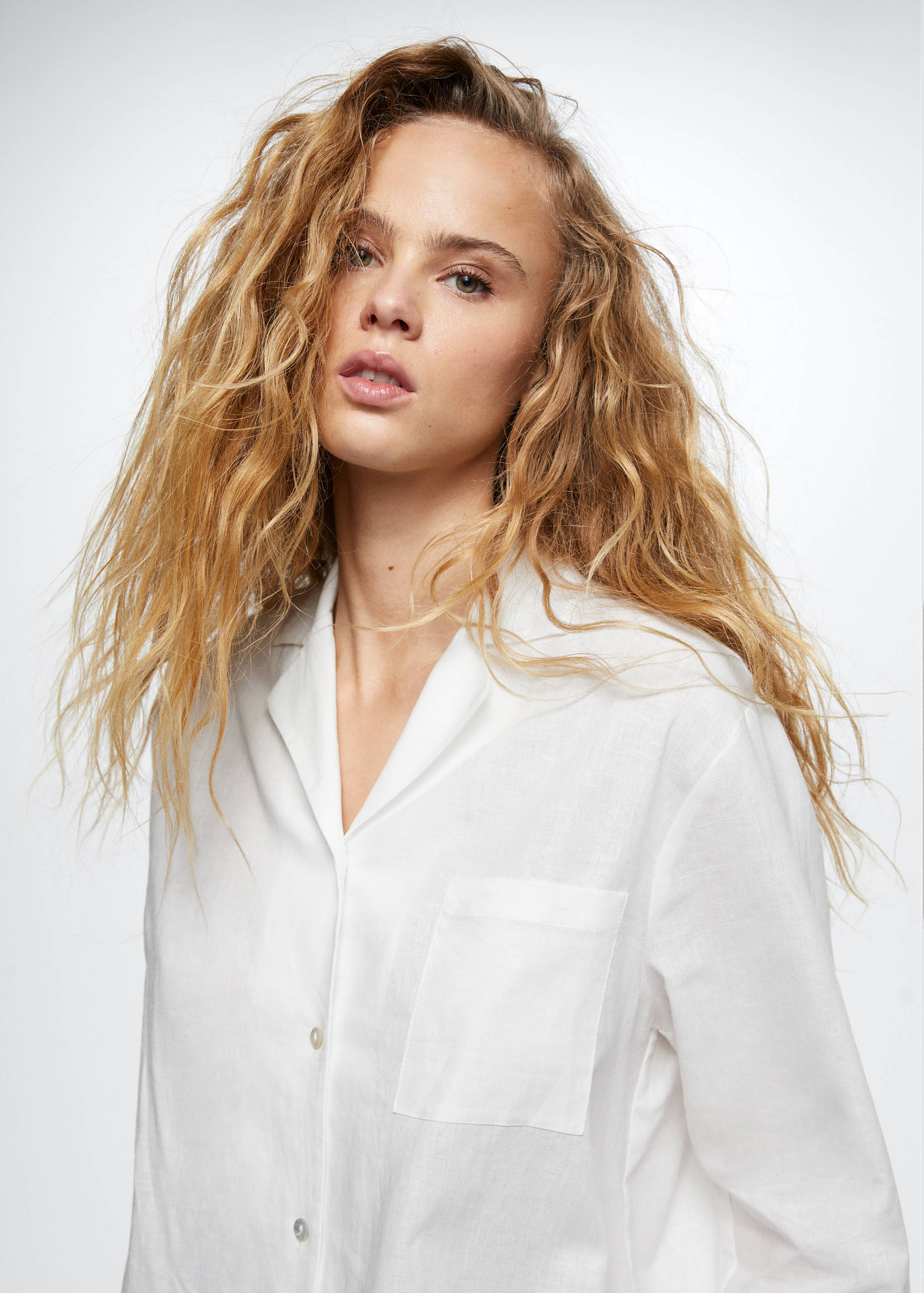 Linen pyjama shirt - Details of the article 1