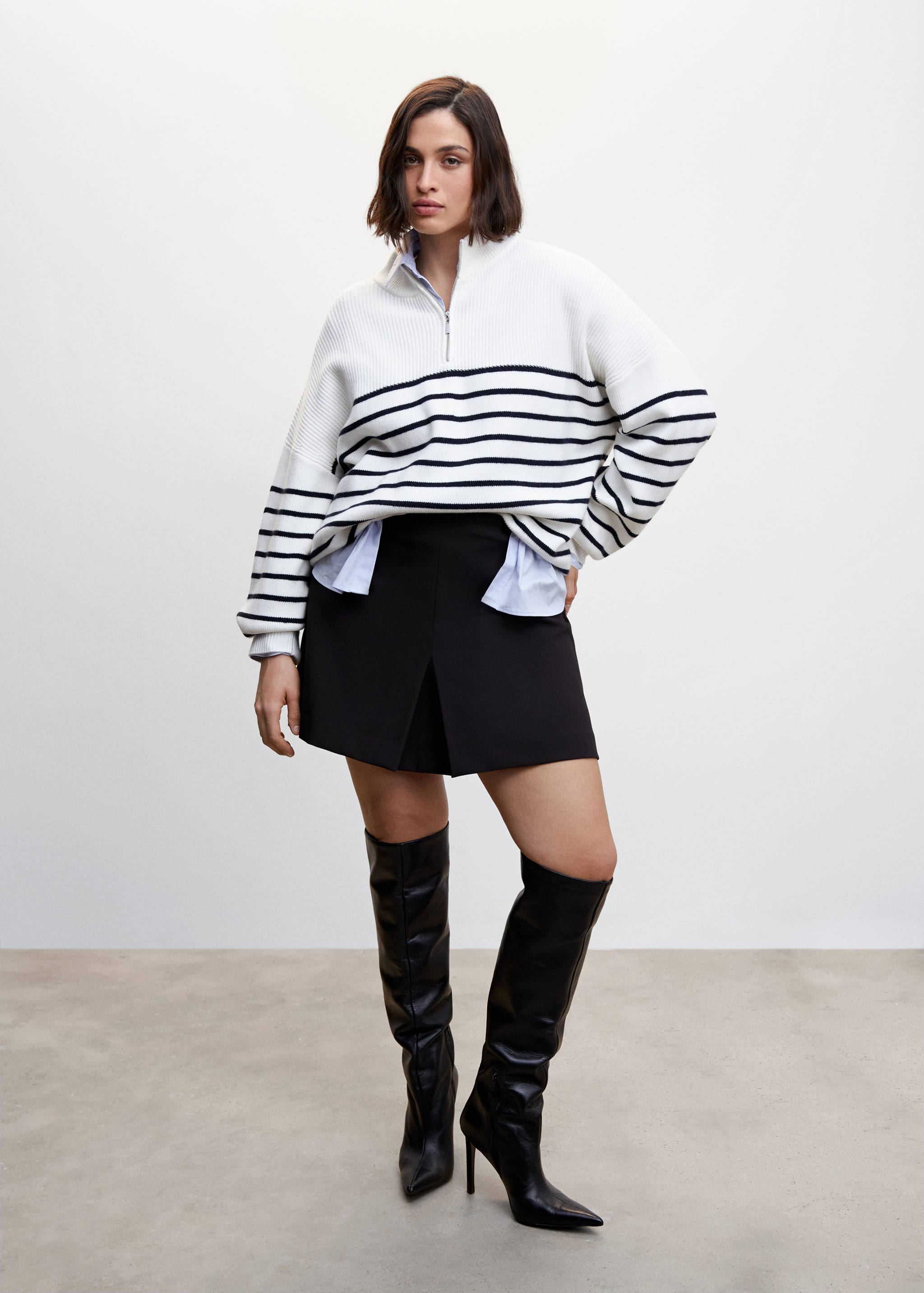 Striped sweater with zip - Details of the article 3