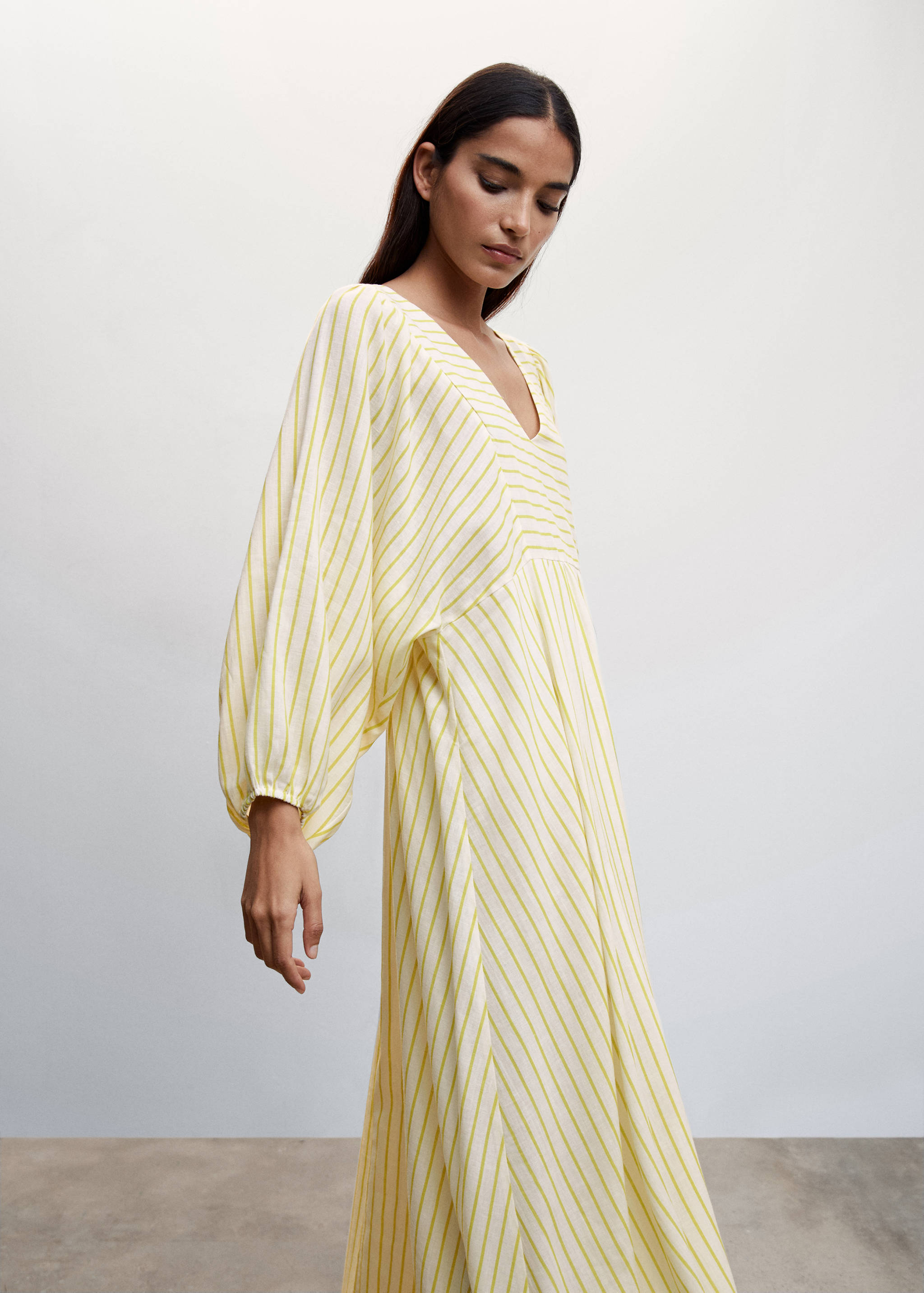 Robe manches bouffantes - Détail de l'article 2