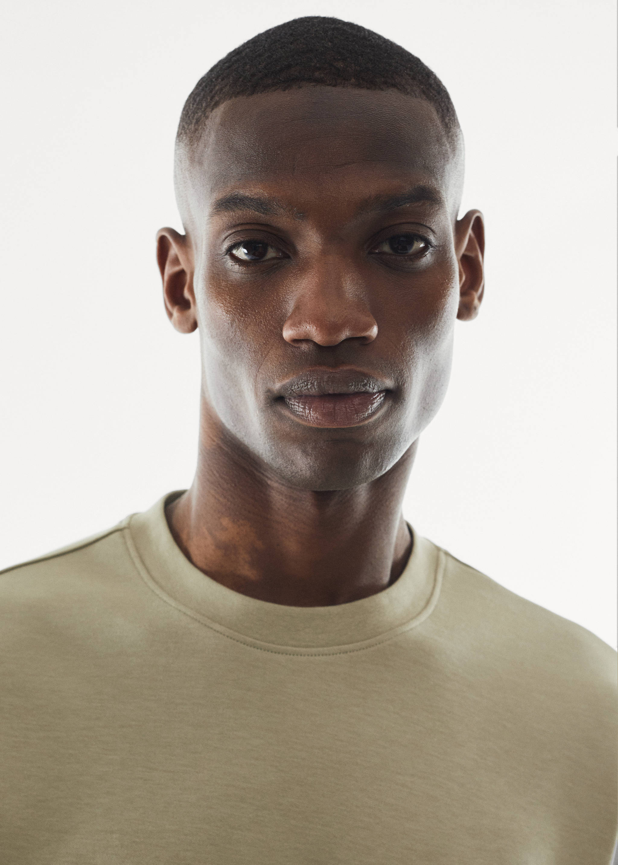 Breathable cotton t-shirt - Details of the article 1