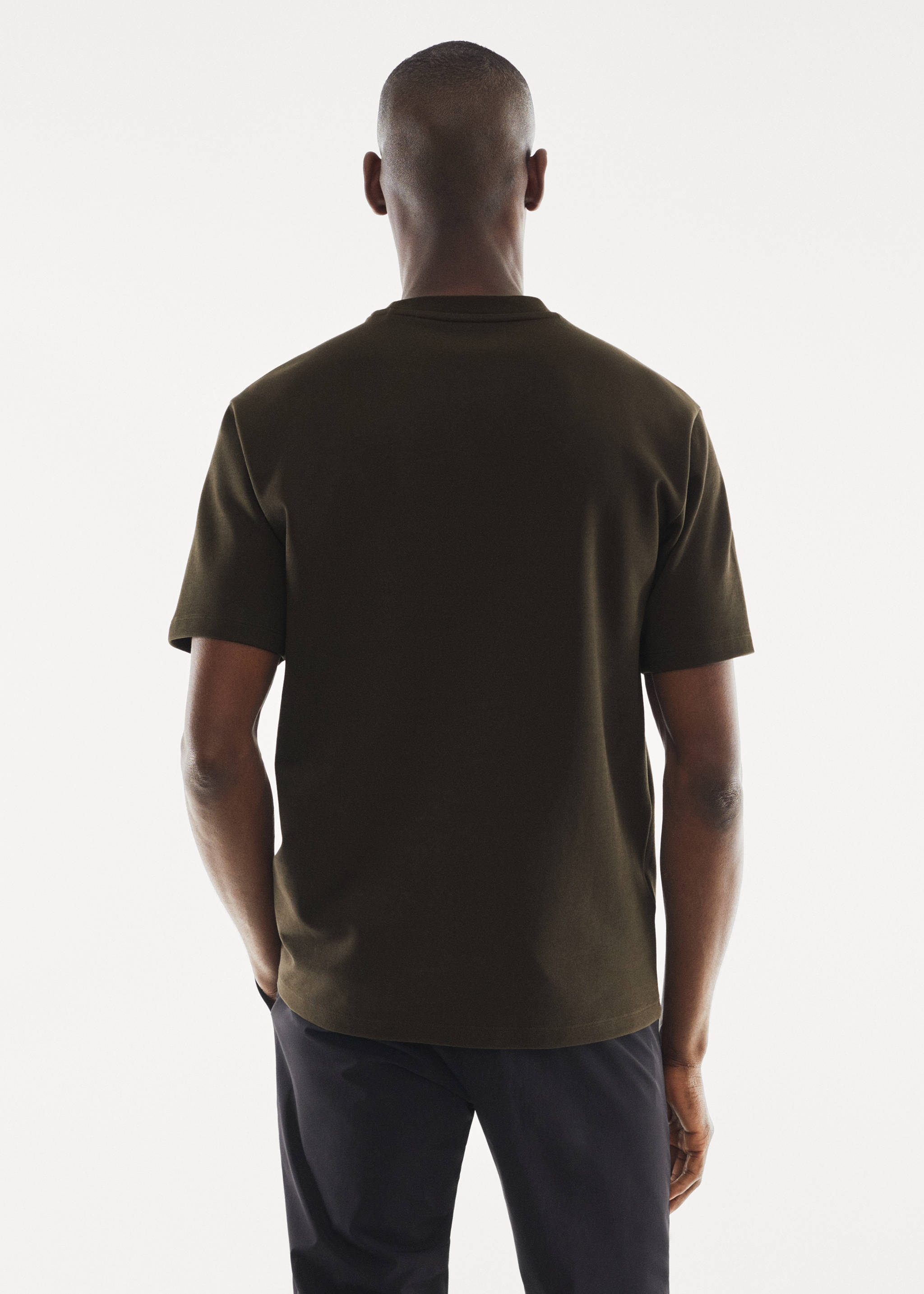 Breathable cotton t-shirt - Reverse of the article