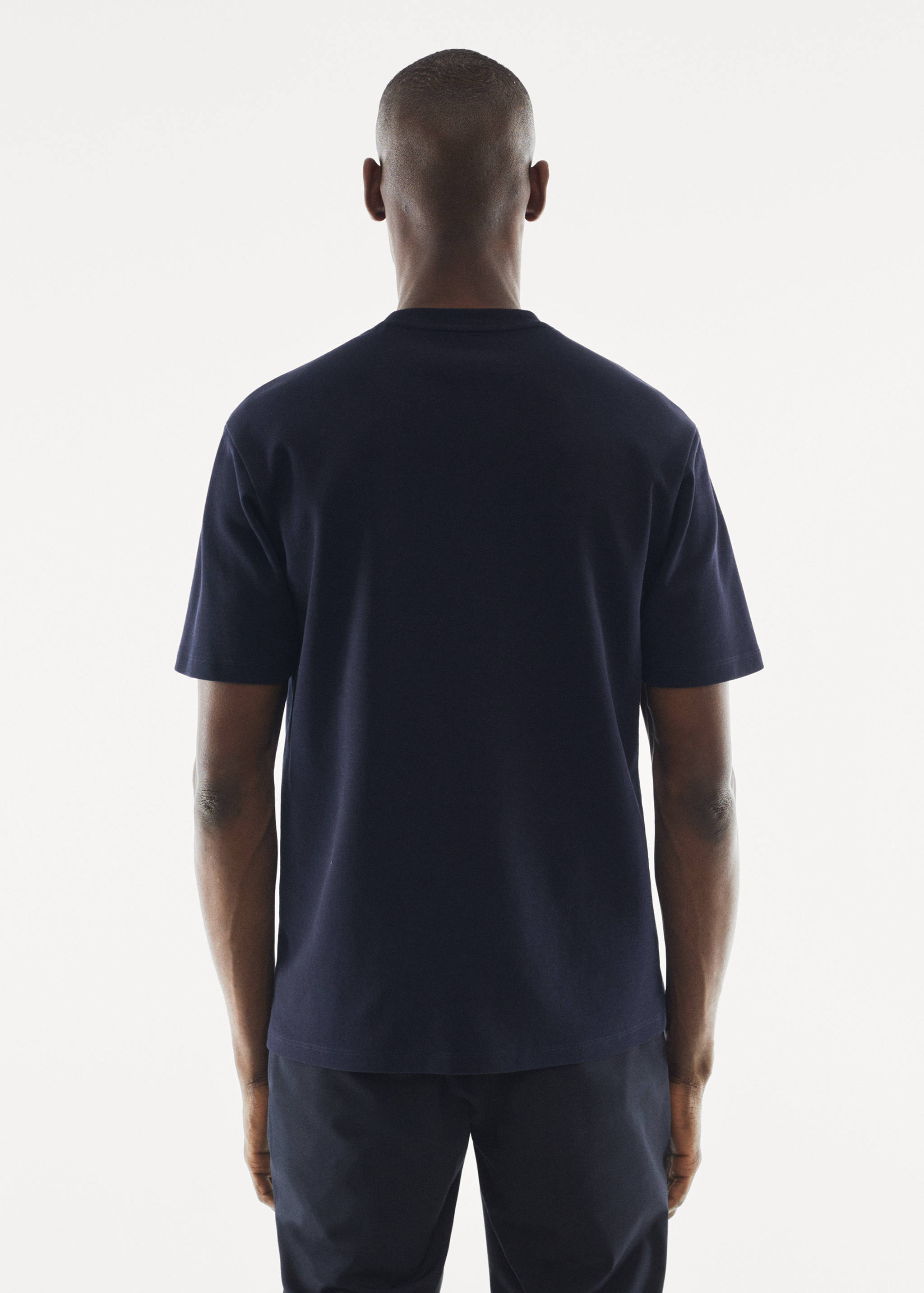 Breathable cotton t-shirt - Reverse of the article
