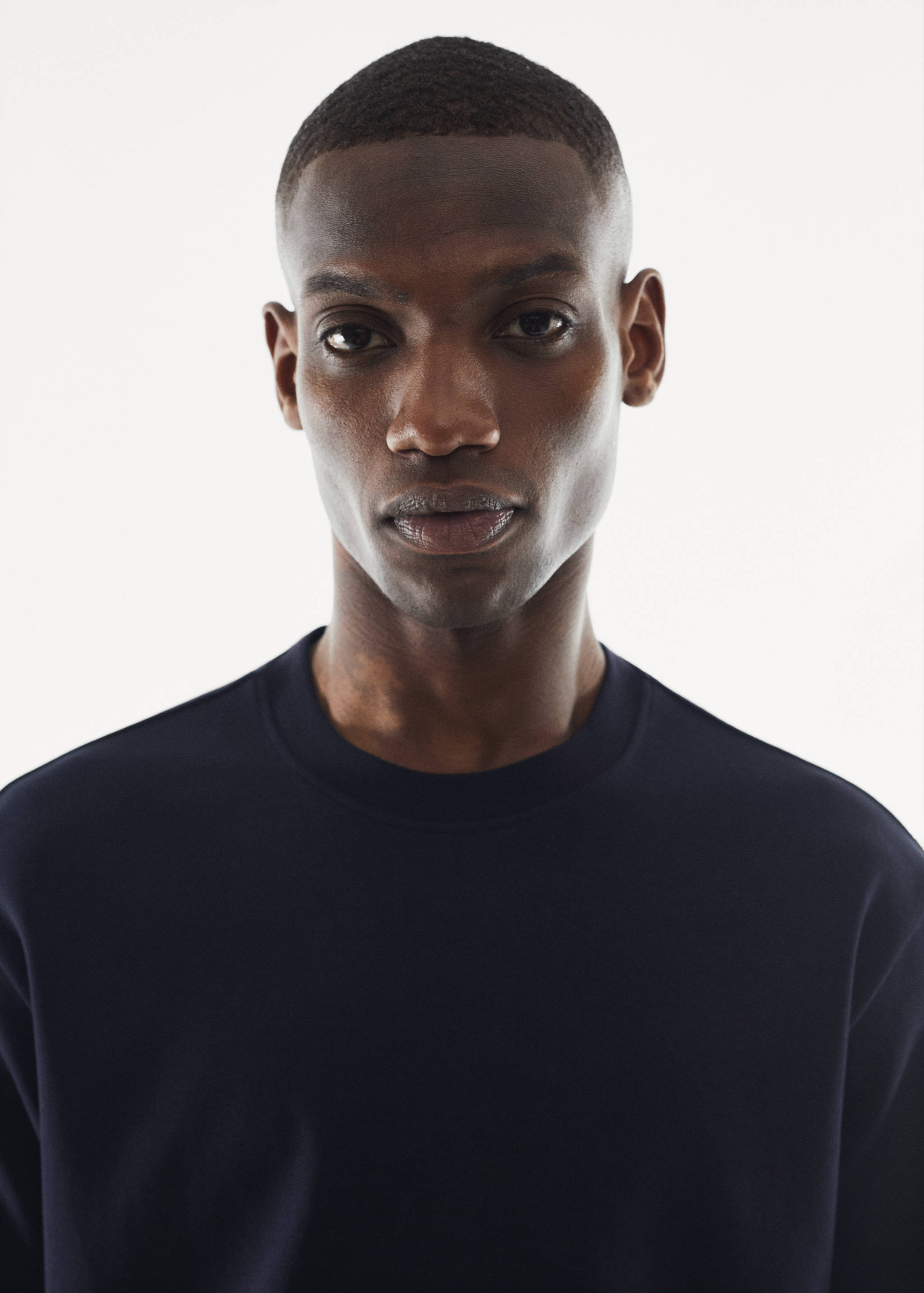 Breathable cotton t-shirt - Details of the article 1