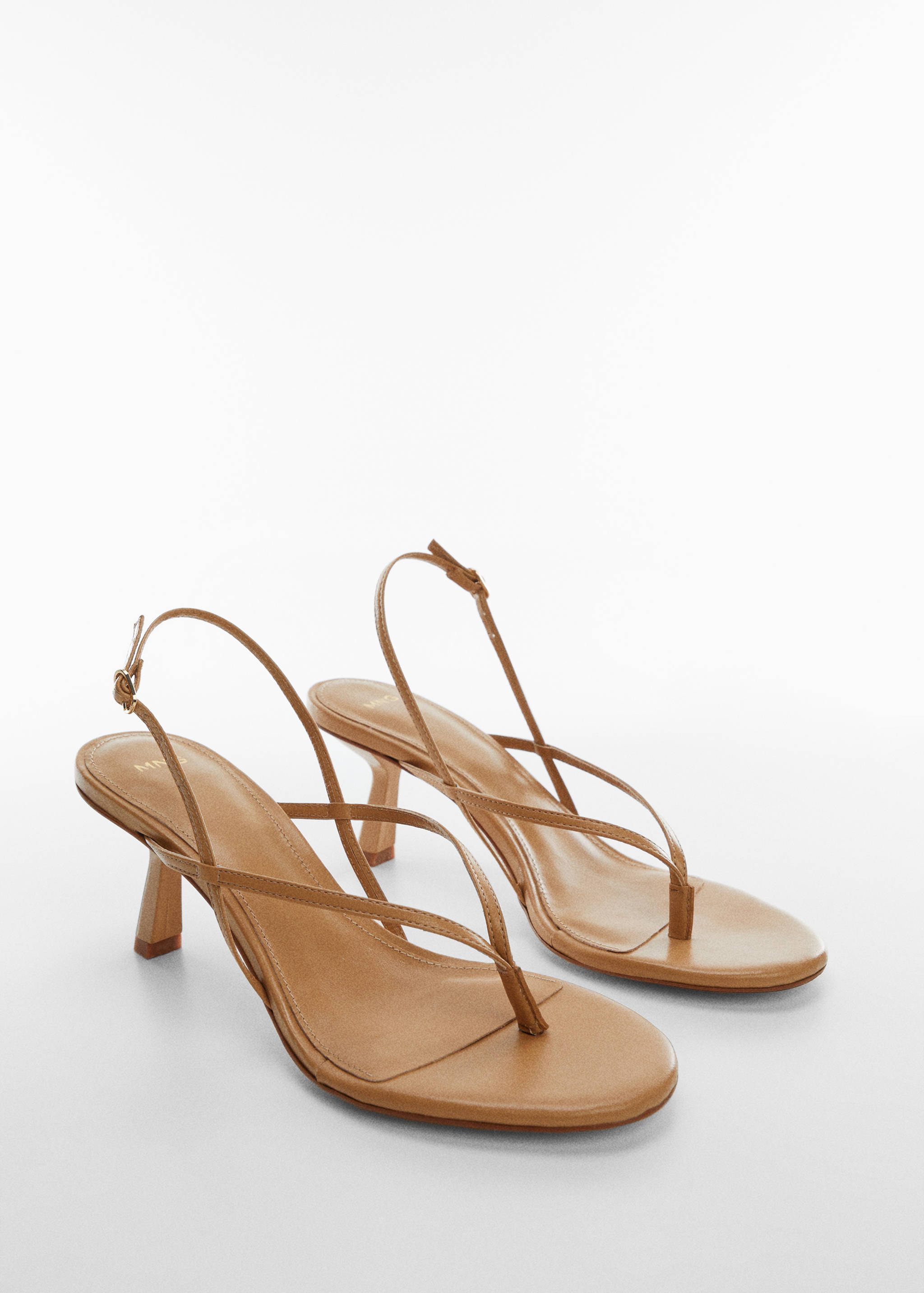 Lederriemensandale mit Absatz - Mittlere Ansicht