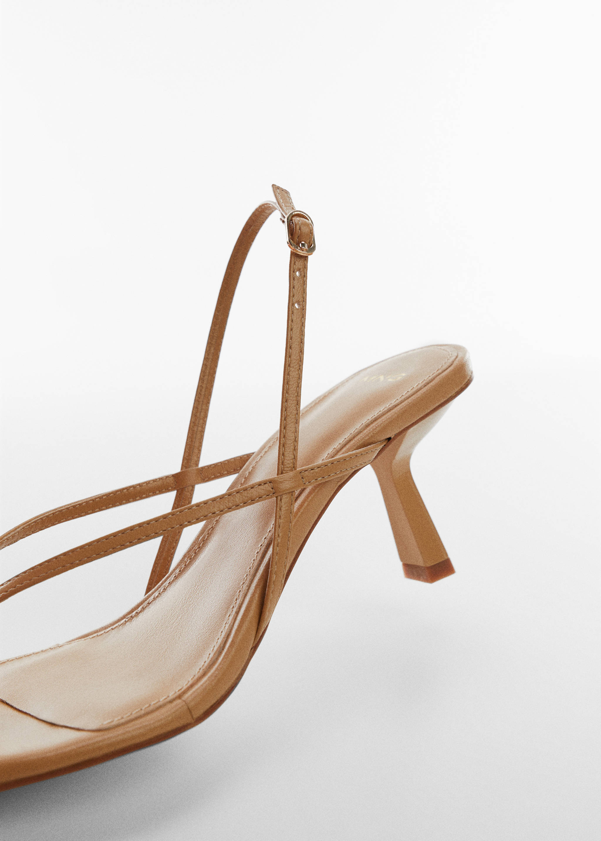 Lederriemensandale mit Absatz - Detail des Artikels 2