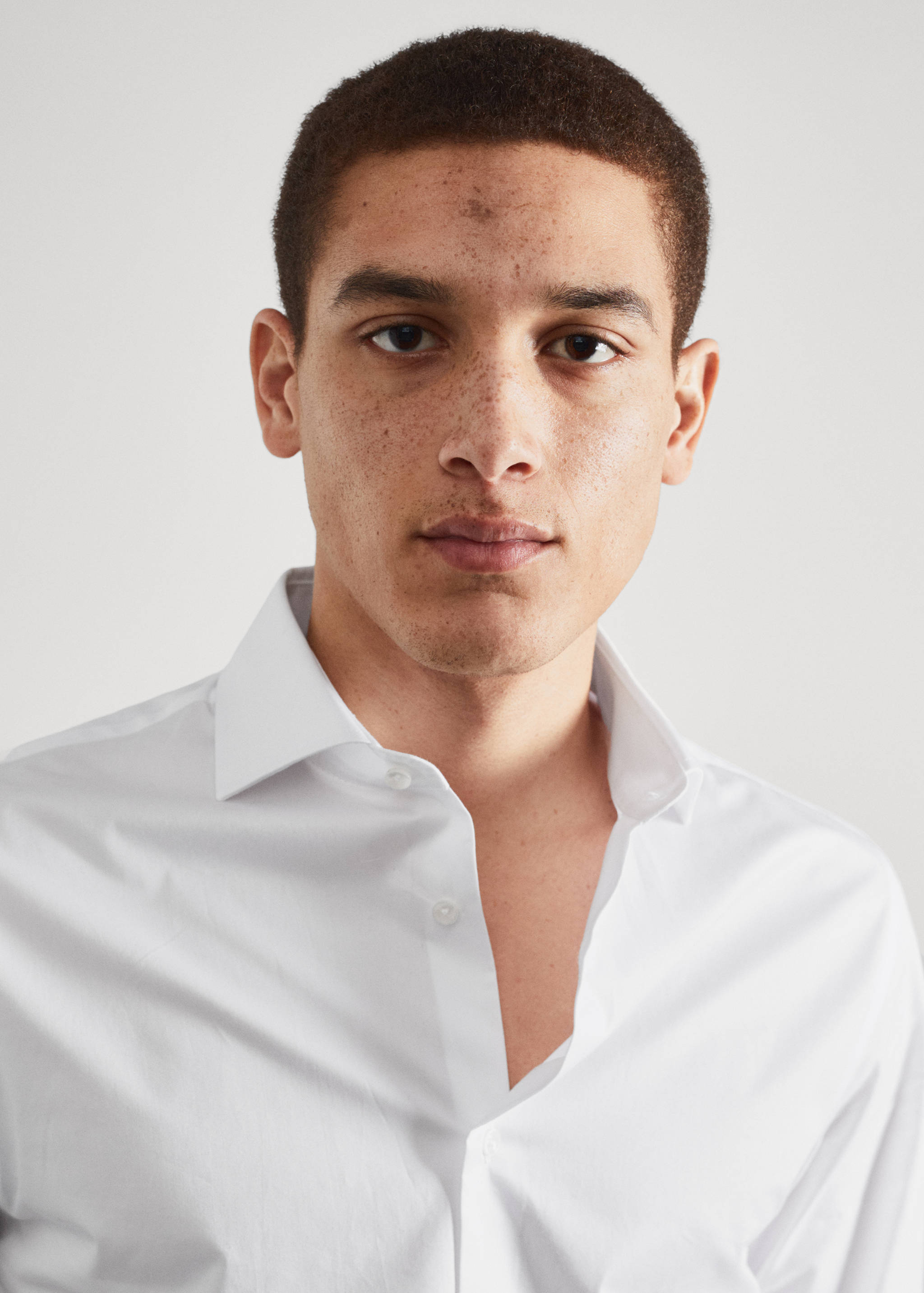 Slim fit cotton suit shirt - Details of the article 1