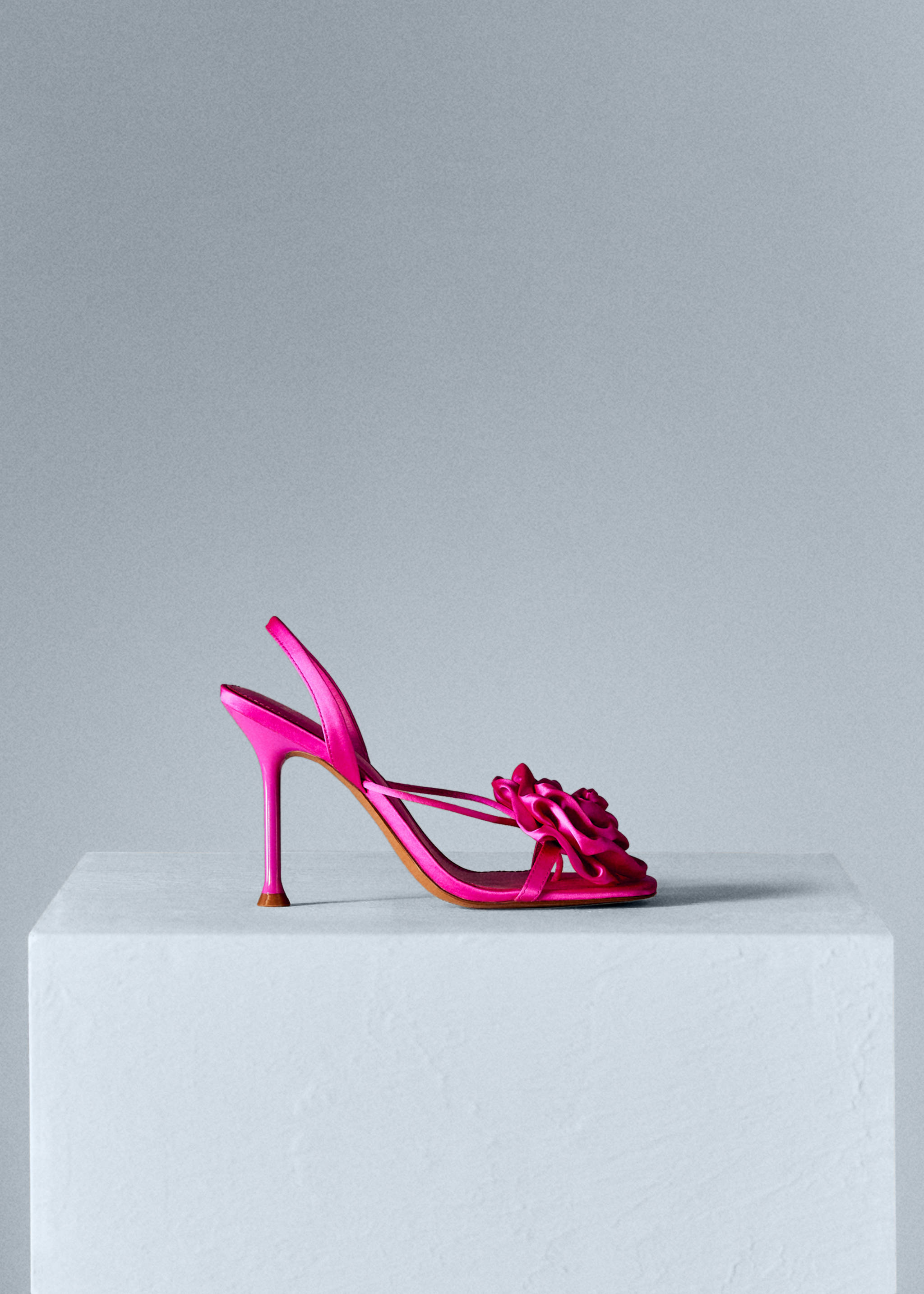 Maxi flower heeled sandal - Article without model